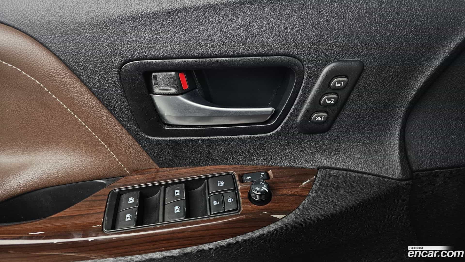 Sienna Toyota 2015.6-OPTION-022