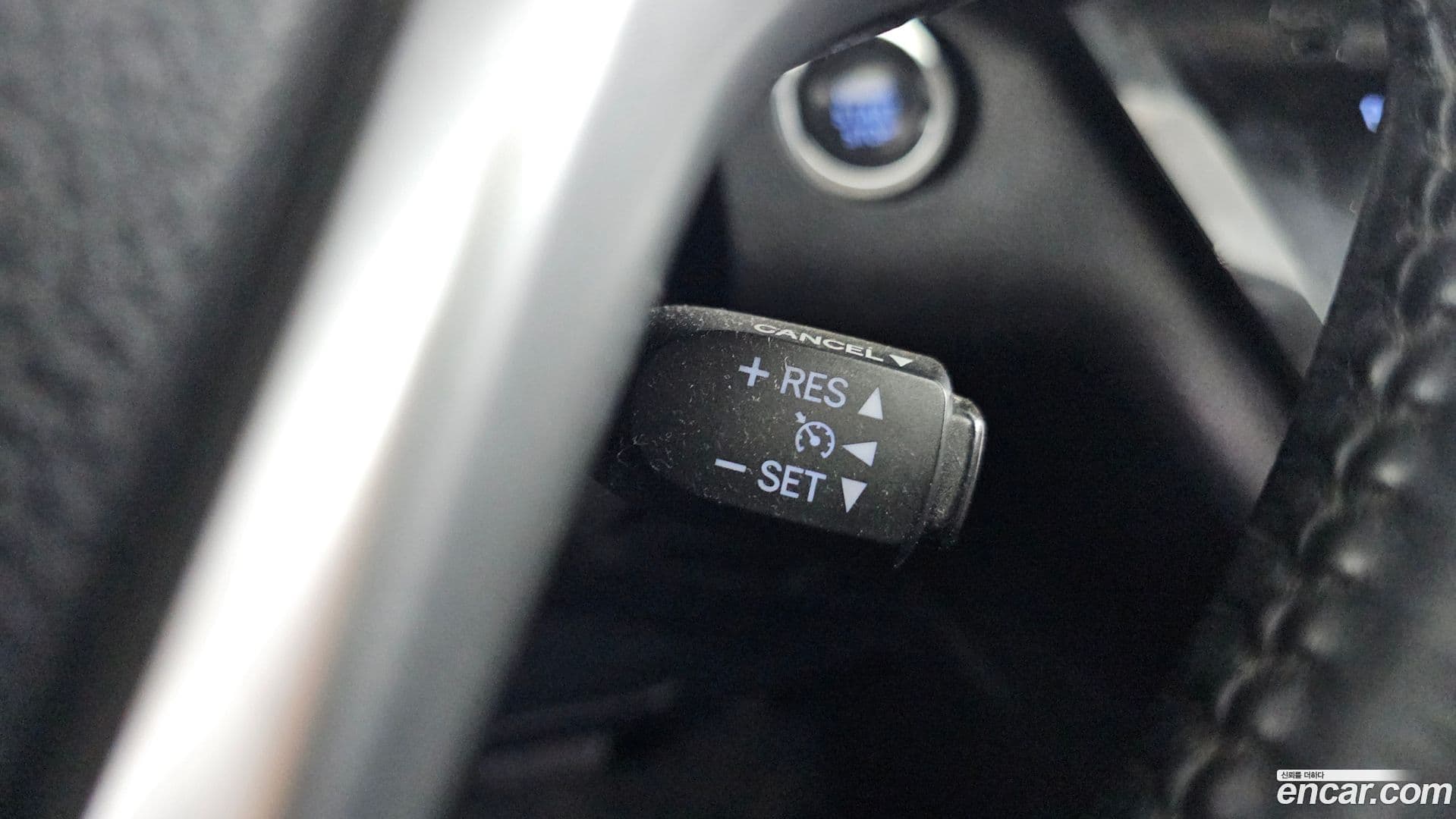 Main__Slider__Photo:Sienna Toyota 2015.6-18