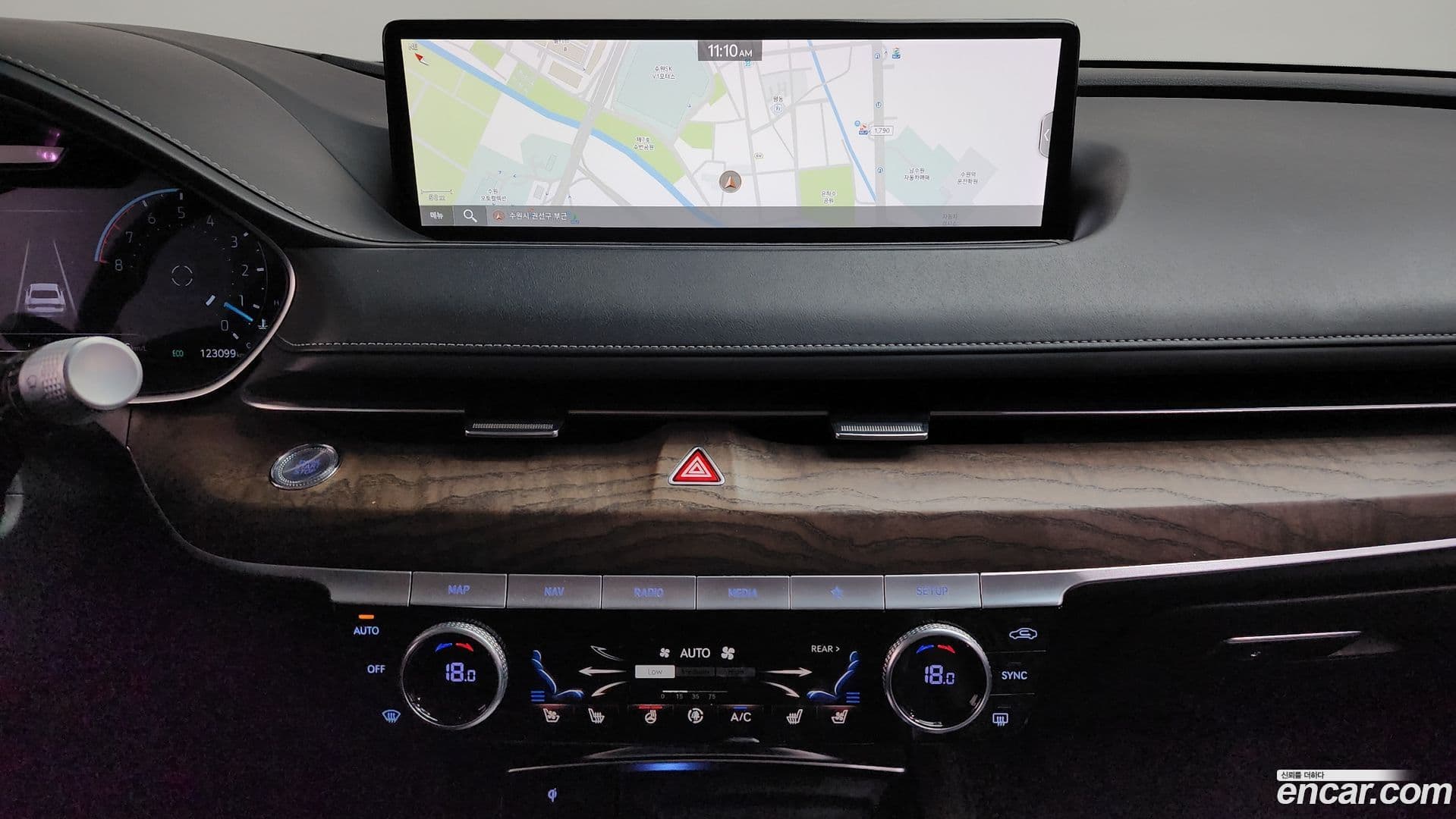 Main__Slider__Photo:G80 Genesis 2021.0-14