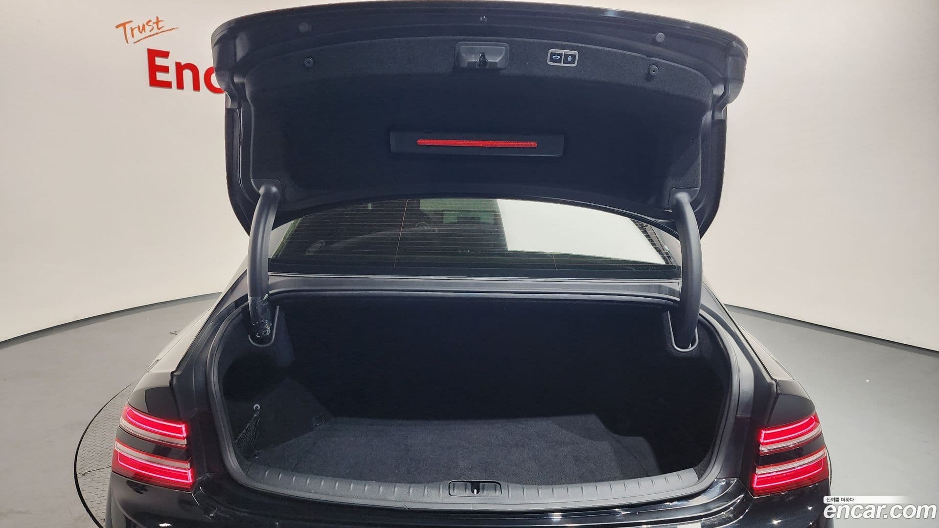 Main__Slider__Photo:G80 Genesis 2021.0-19