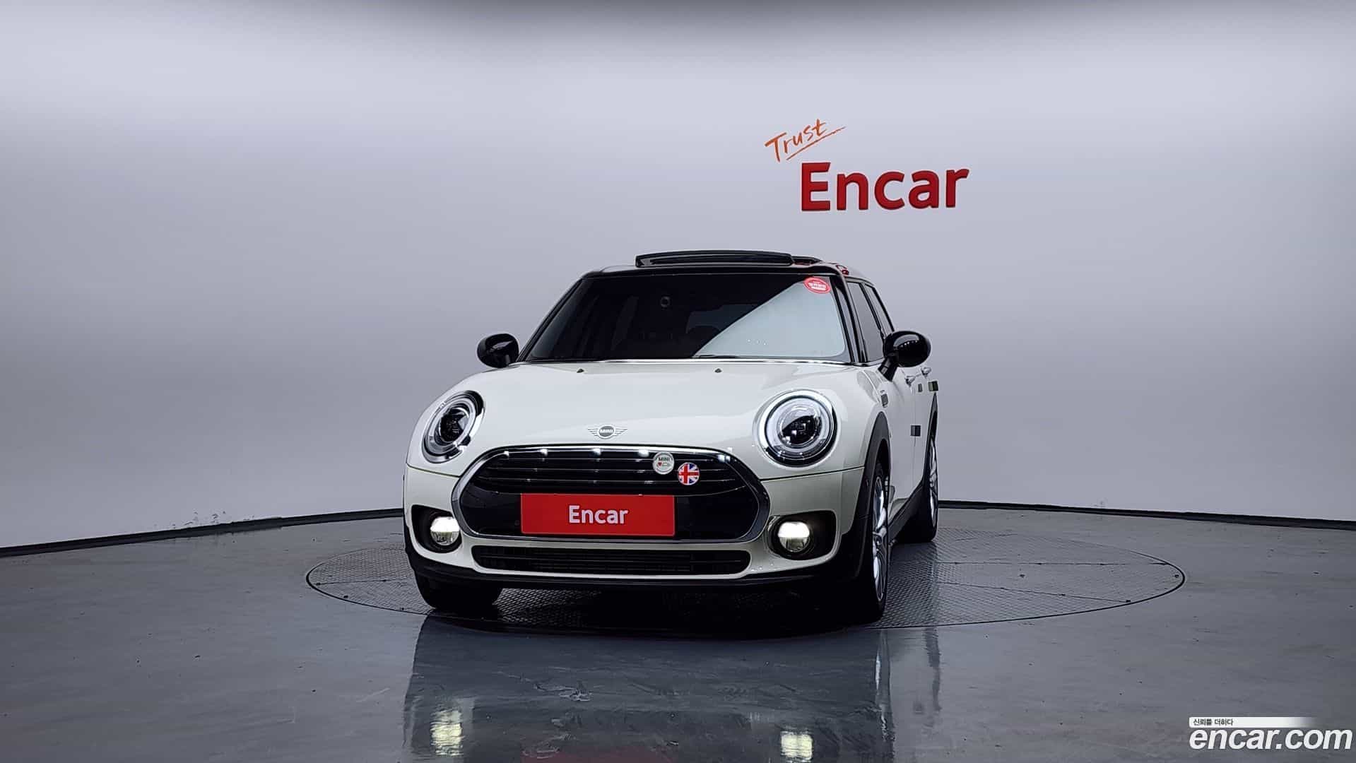 Clubman Mini 2019.5-OUTER-003