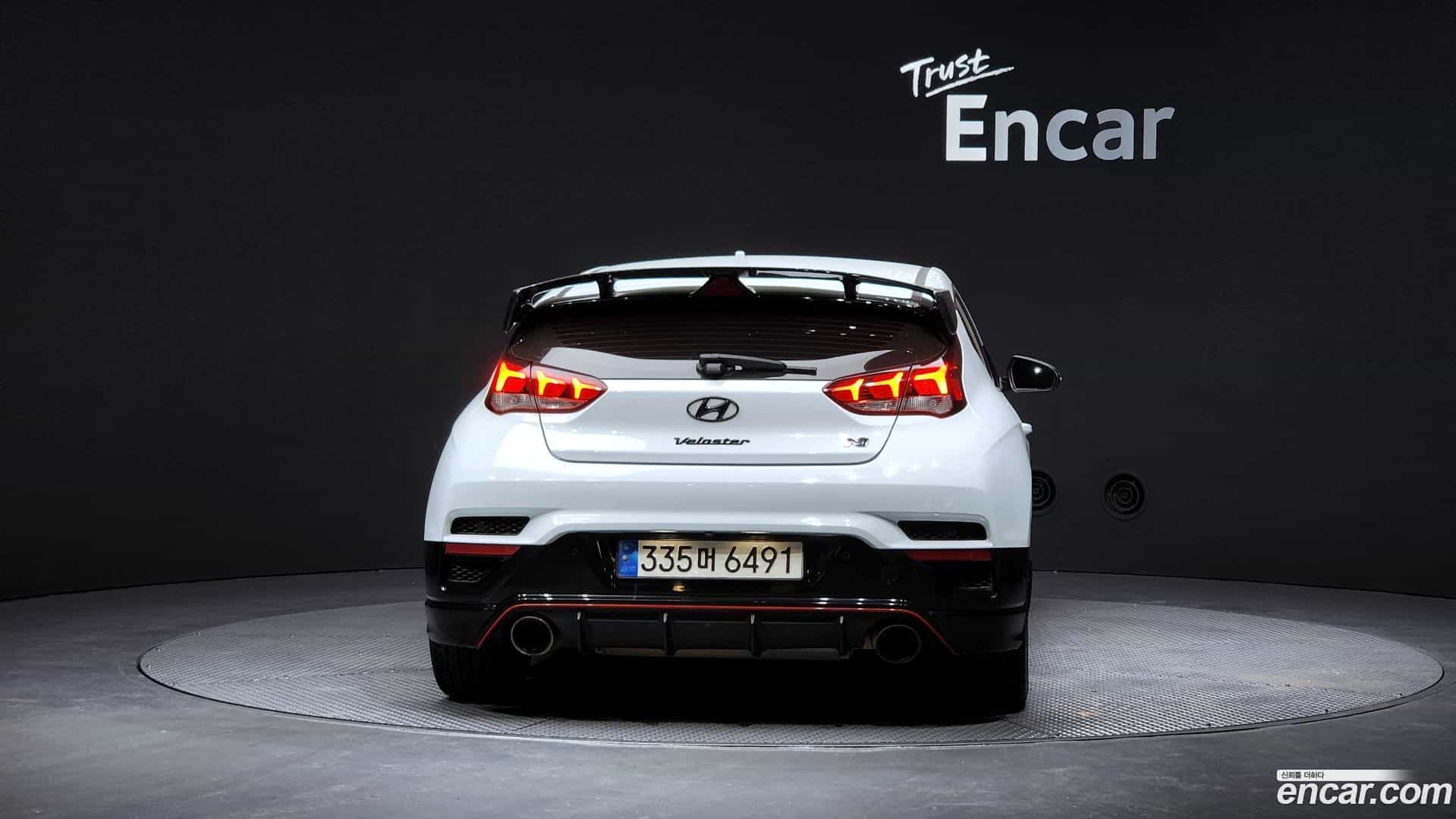 Veloster Hyundai 2018.7-OUTER-004