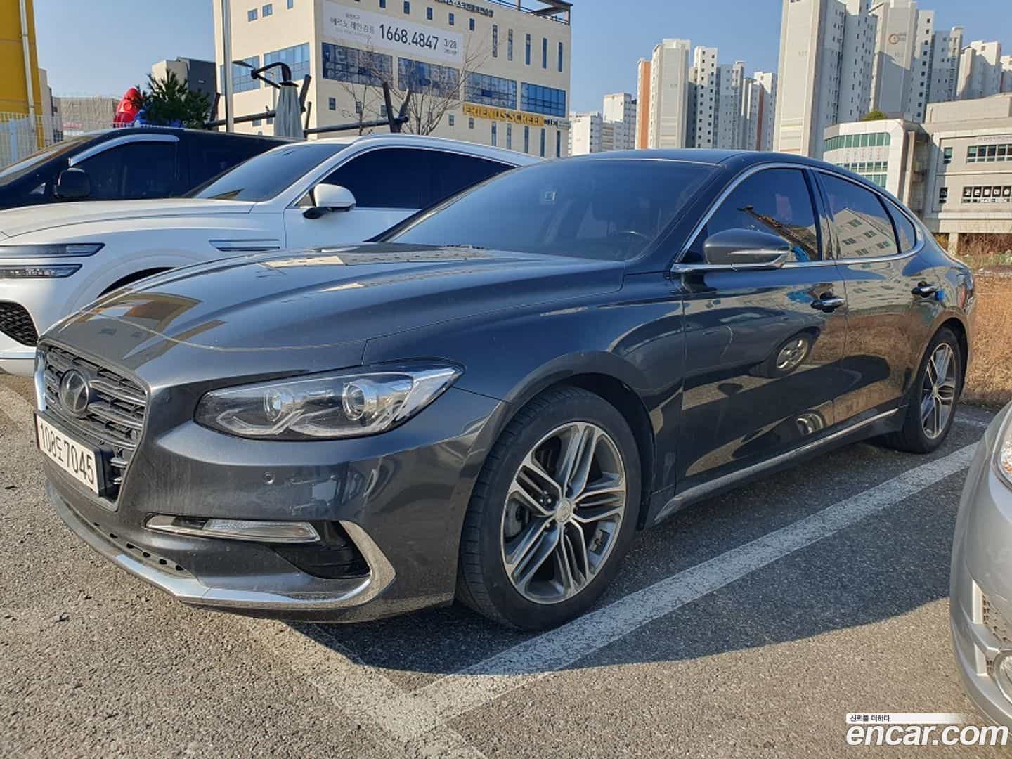 Grandeur Hyundai 2017.1-OUTER-001