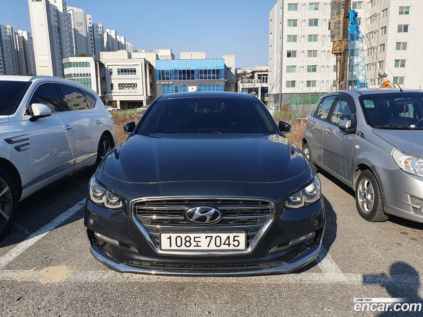 Main__Slider__Photo:Grandeur Hyundai 2017.1-1