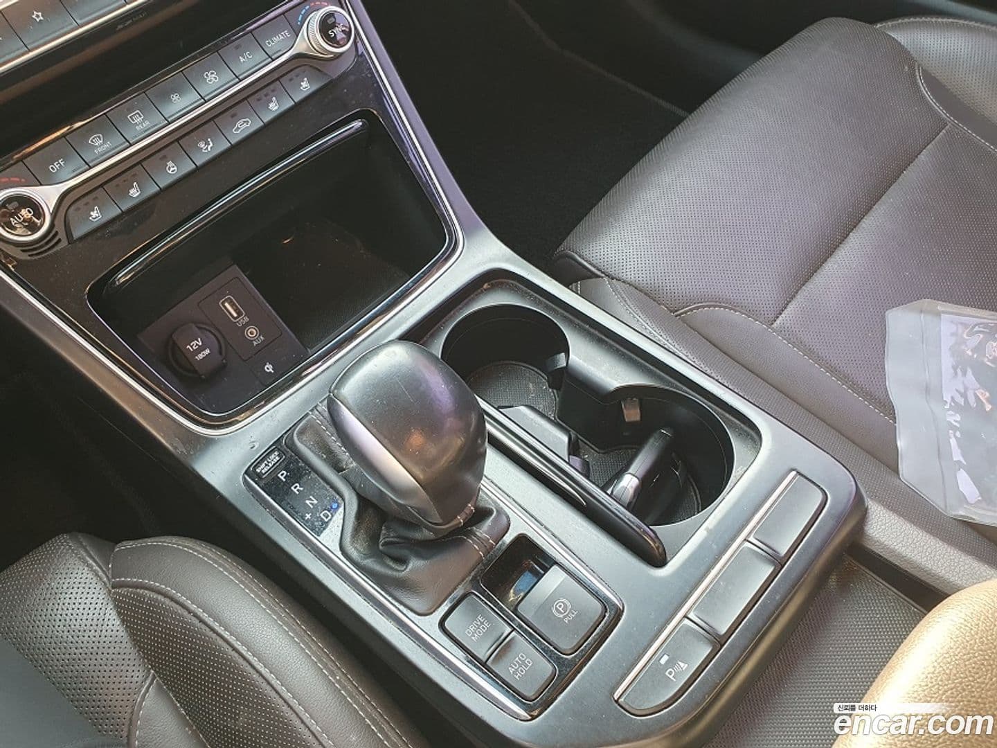 Main__Slider__Photo:Grandeur Hyundai 2017.1-13