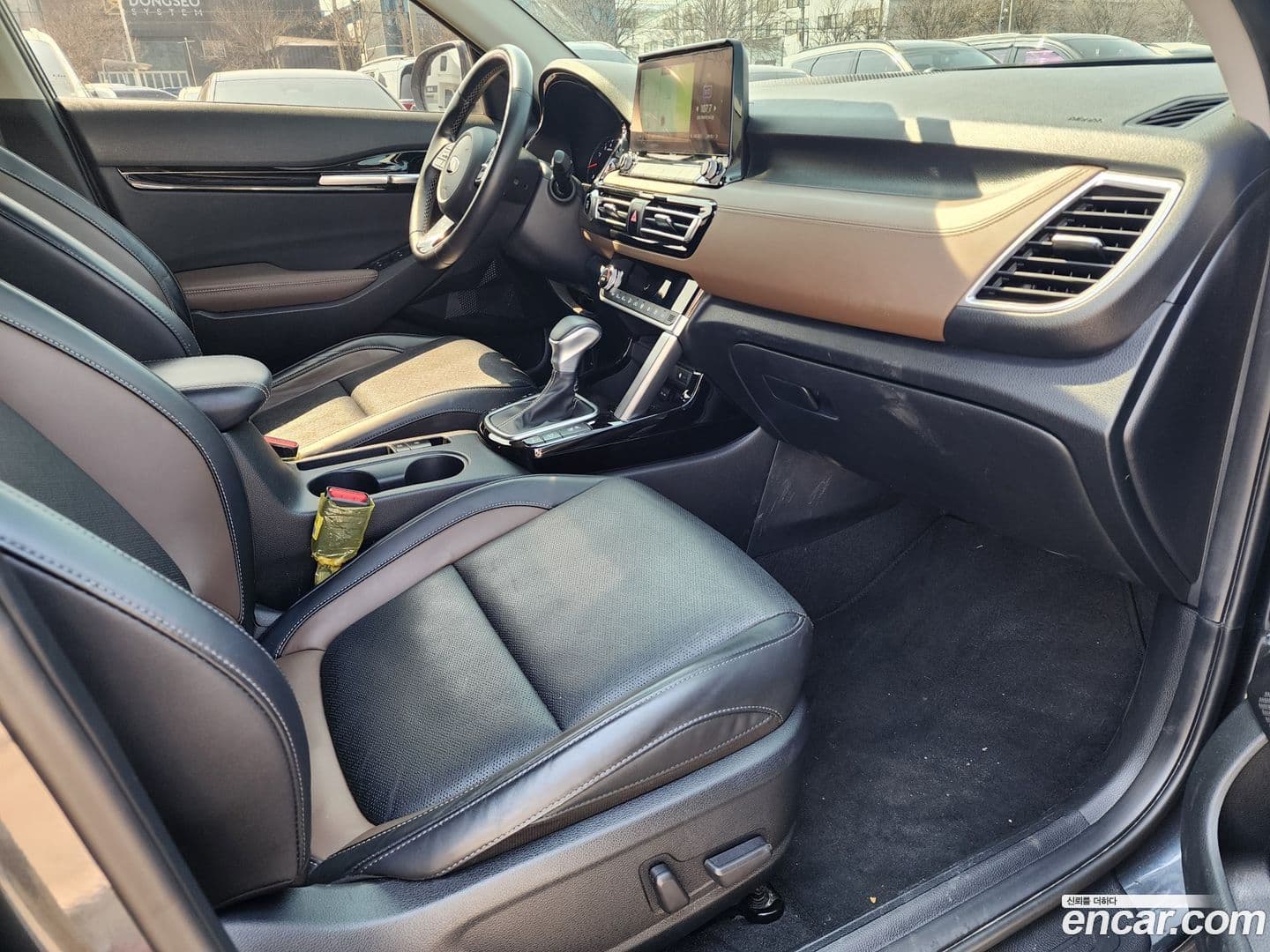 Main__Slider__Photo:Seltos Kia 2021.6-6