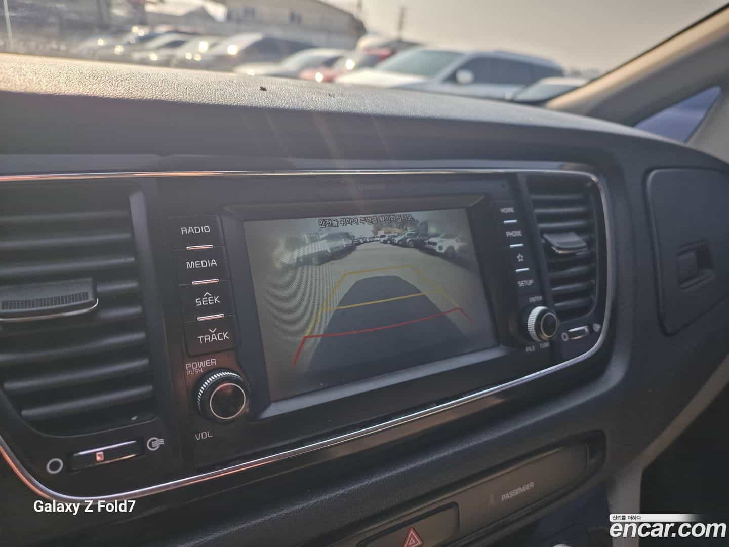 Canival Kia 2020.6-OPTION-016