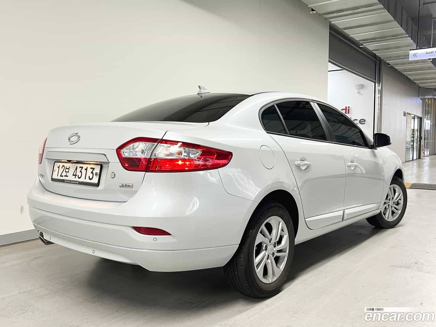 SM3 Renault-KoreaSamsung 2018.6-OUTER-002