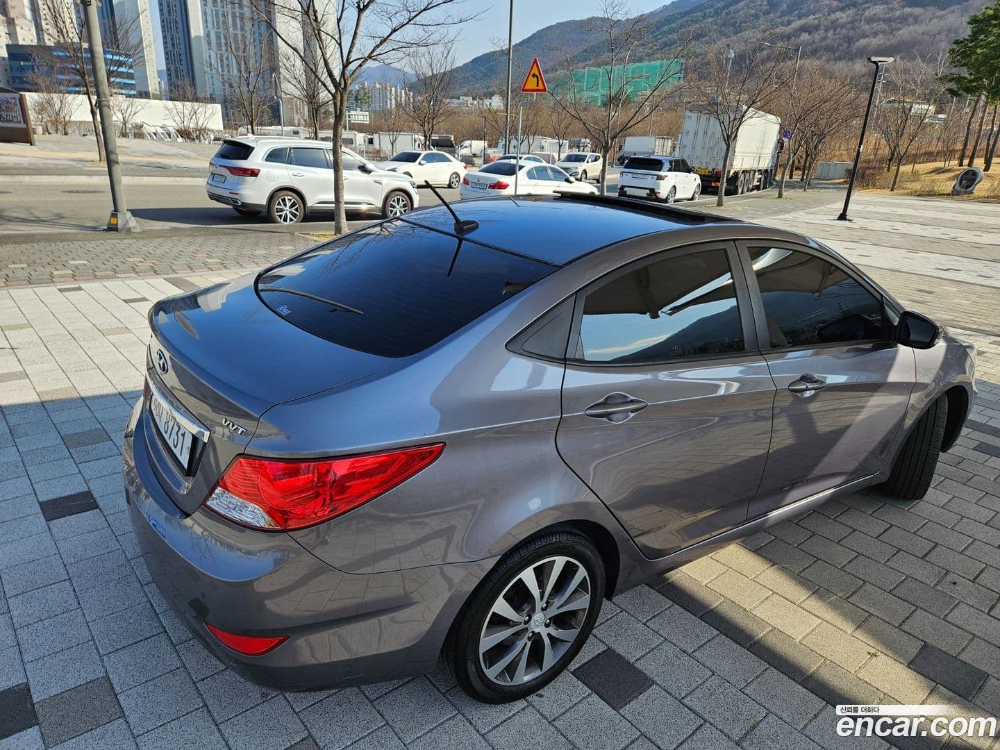 Main__Slider__Photo:Accent Hyundai 2014.6-1