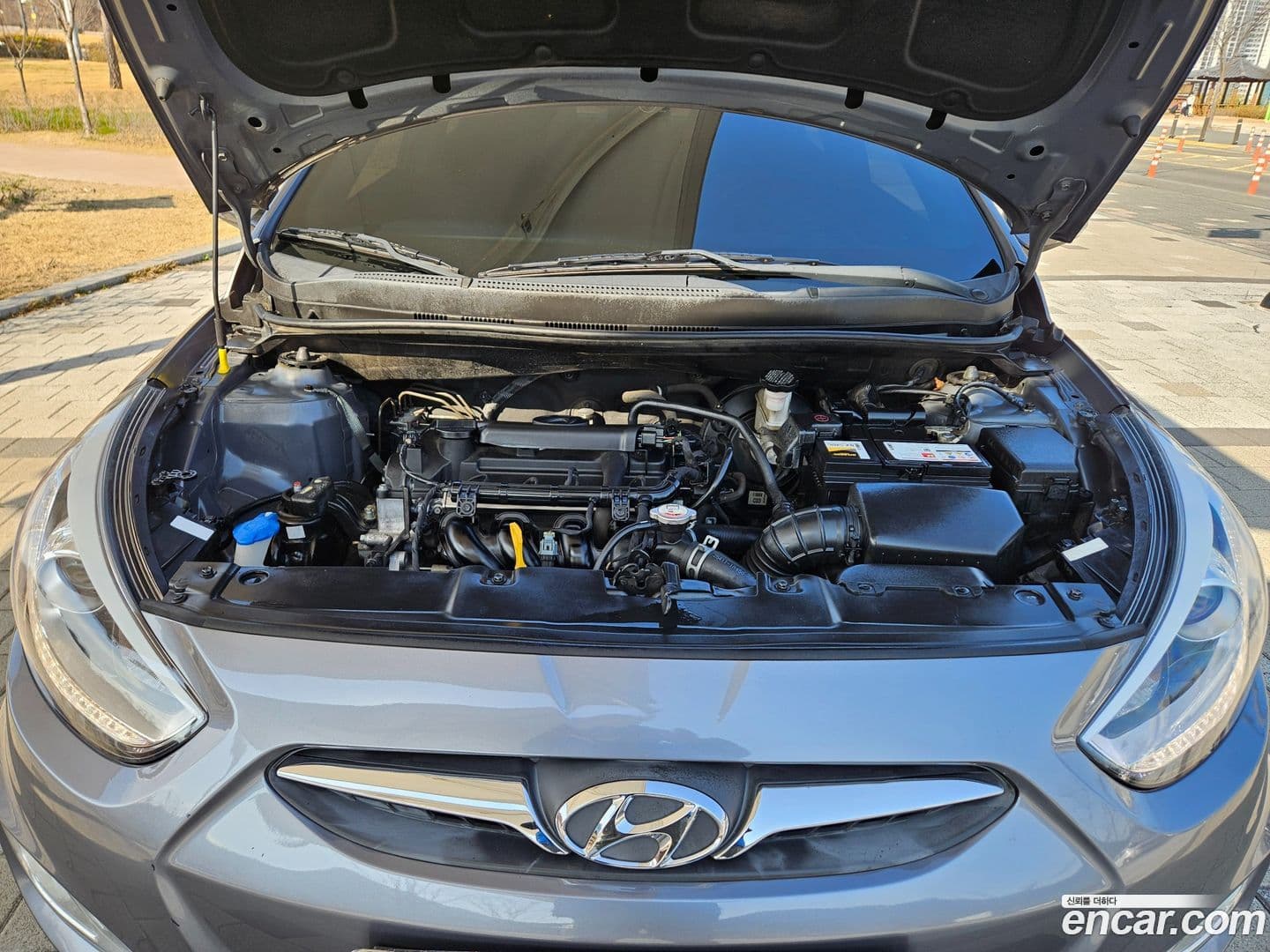 Main__Slider__Photo:Accent Hyundai 2014.6-5