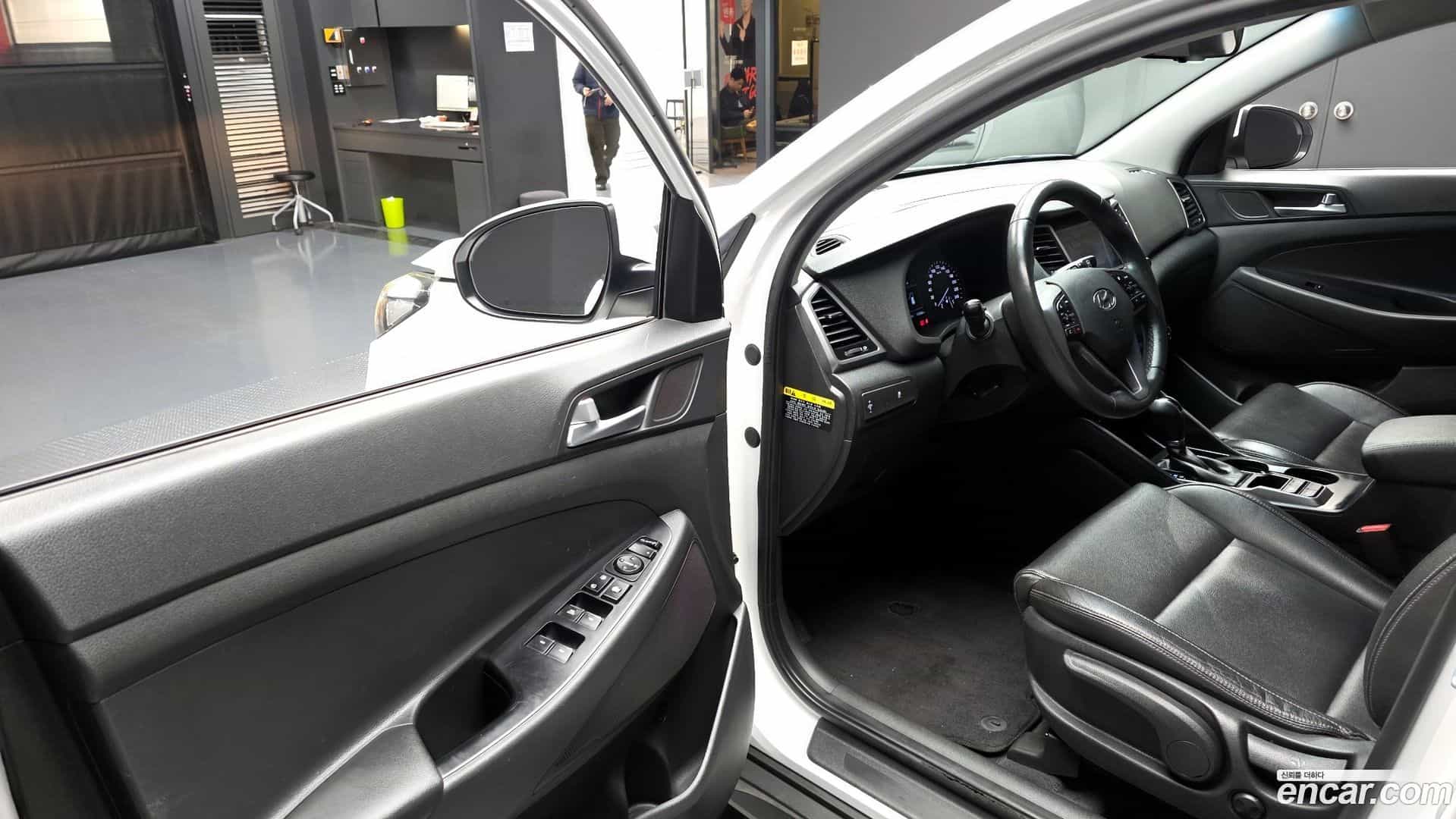 Tucson Hyundai 2016.5-OPTION-015