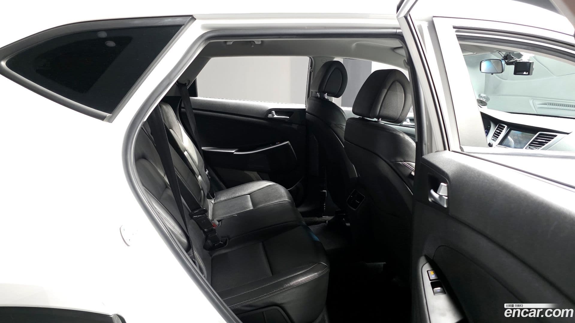 Main__Slider__Photo:Tucson Hyundai 2016.5-11