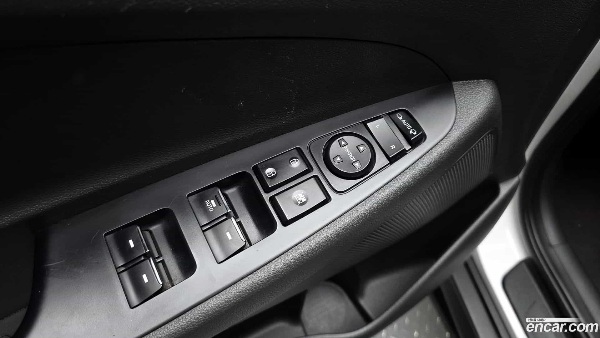 Tucson Hyundai 2016.5-OPTION-022