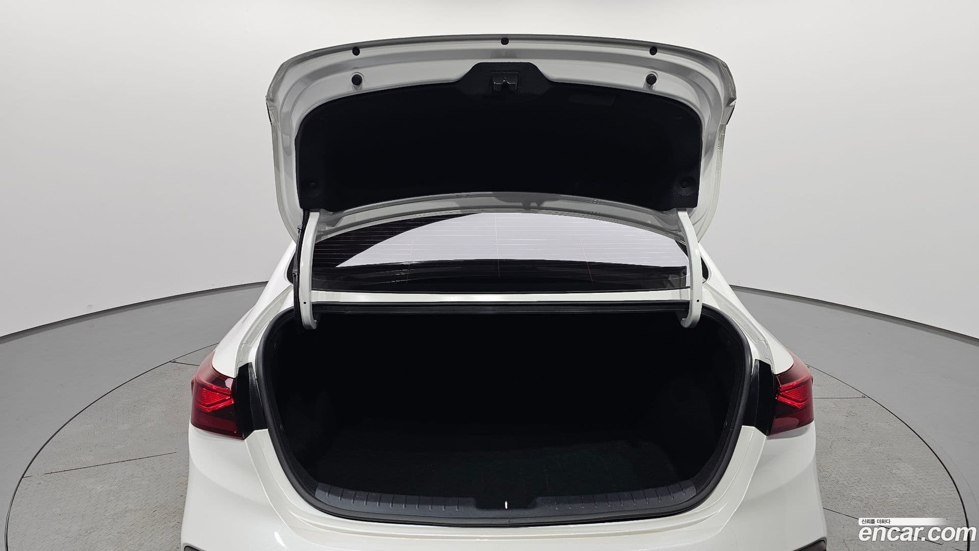 Main__Slider__Photo:K3 Kia 2021.0-19