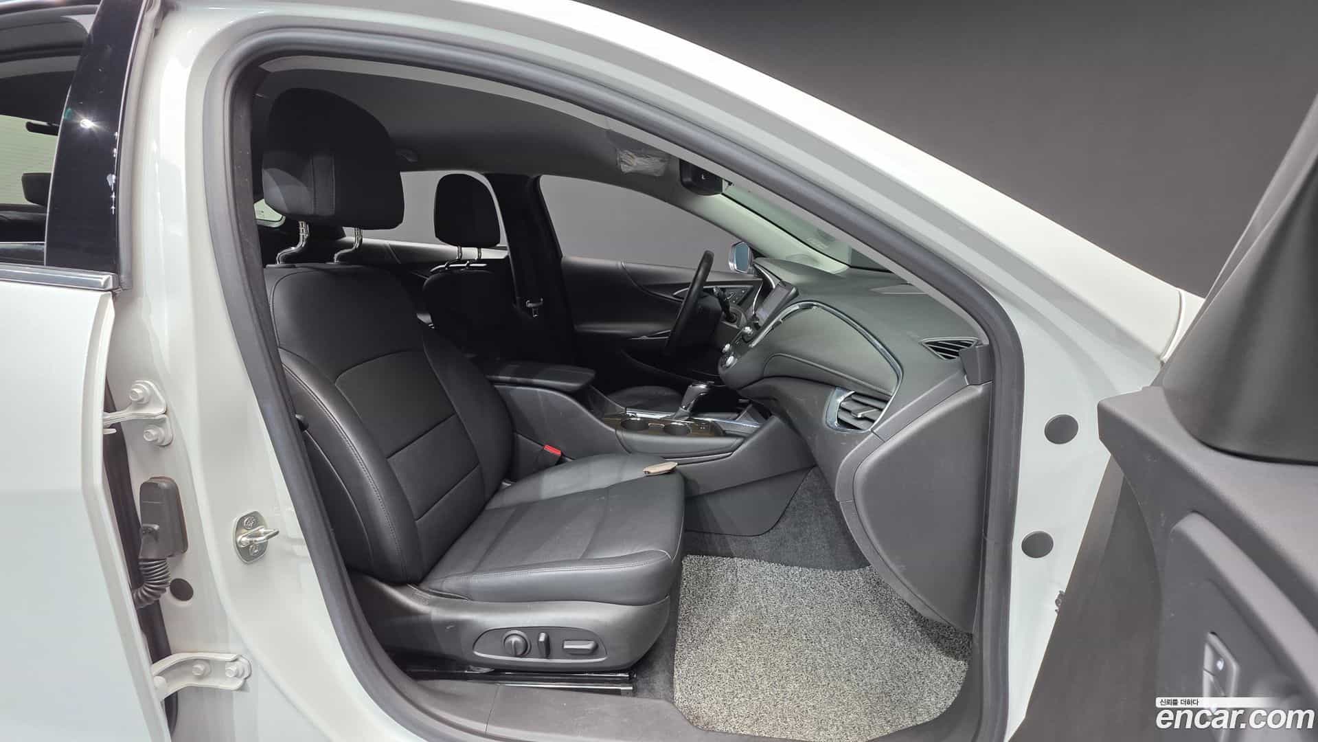 Malibu ChevroletGMDaewoo 2019.0-INNER-010