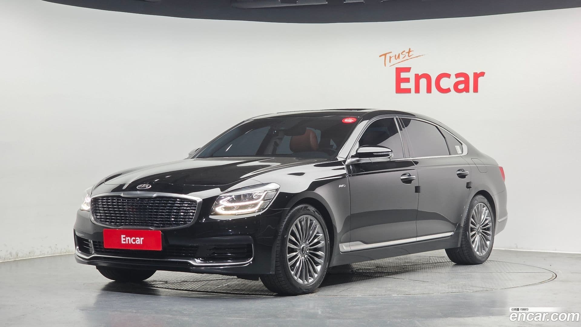 Main__Slider__Photo:K9 Kia 2018.4-0