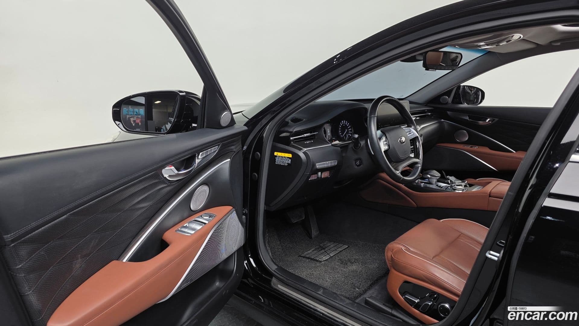 Main__Slider__Photo:K9 Kia 2018.4-9