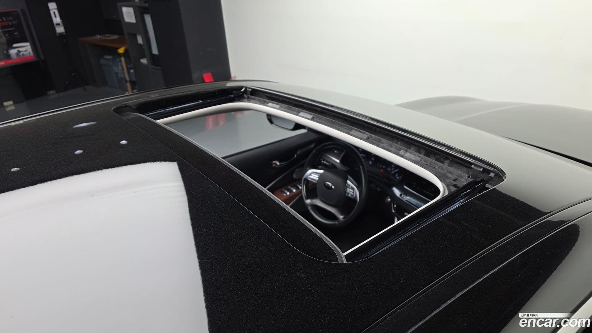 Main__Slider__Photo:K9 Kia 2018.4-18