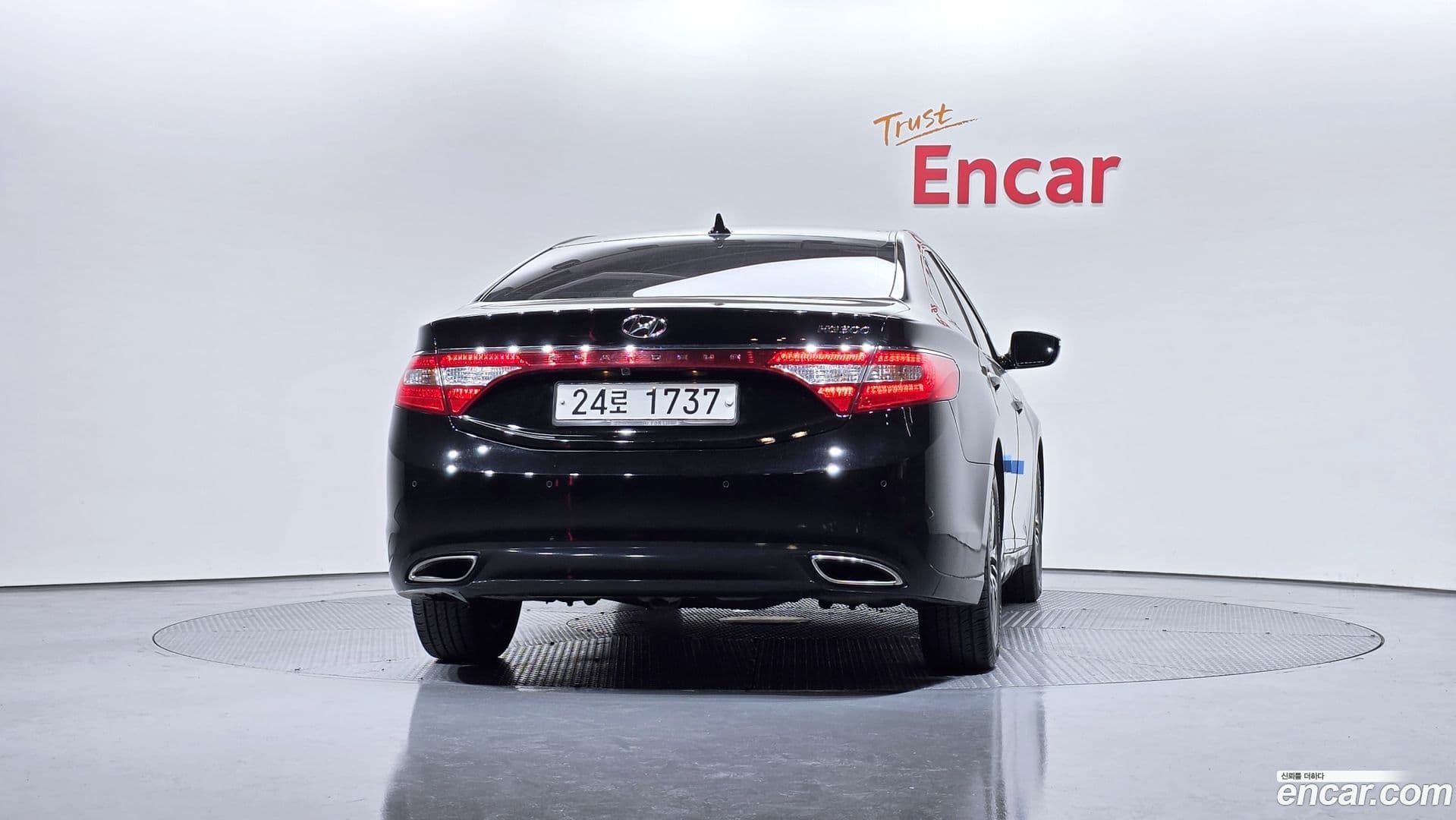 Main__Slider__Photo:Grandeur Hyundai 2013.2-3