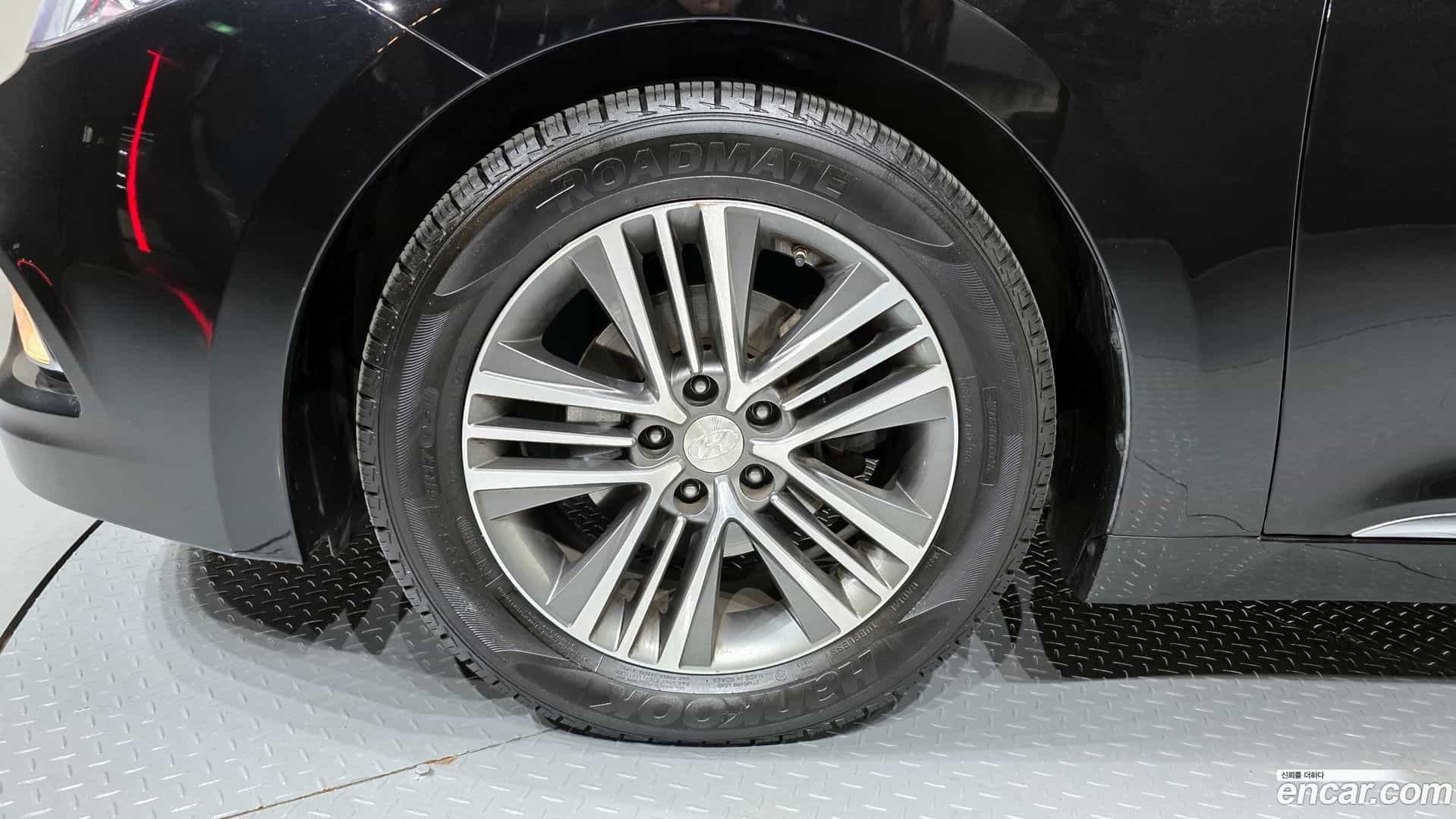 Grandeur Hyundai 2013.2-OUTER-005