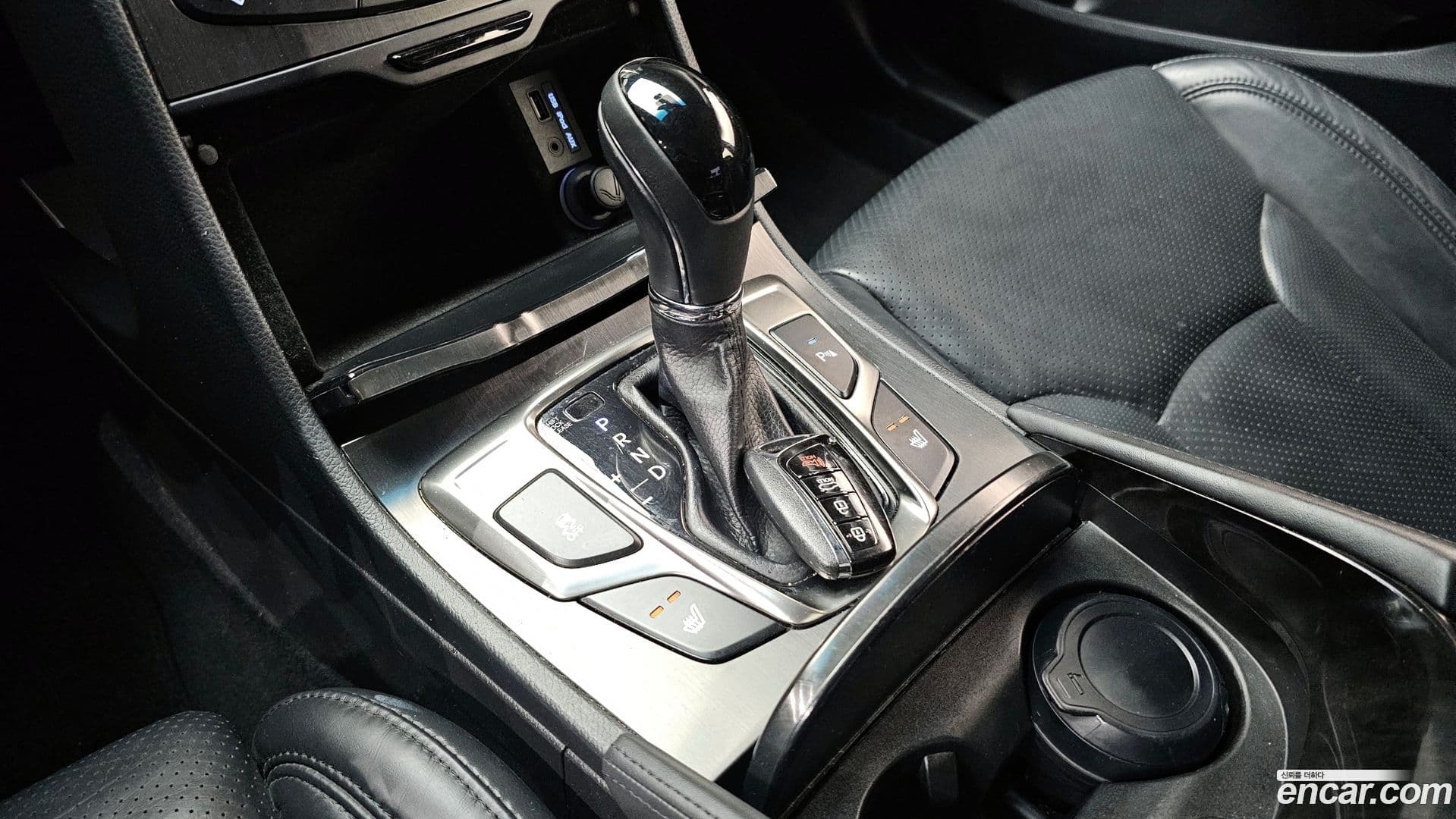 Main__Slider__Photo:Grandeur Hyundai 2013.2-8