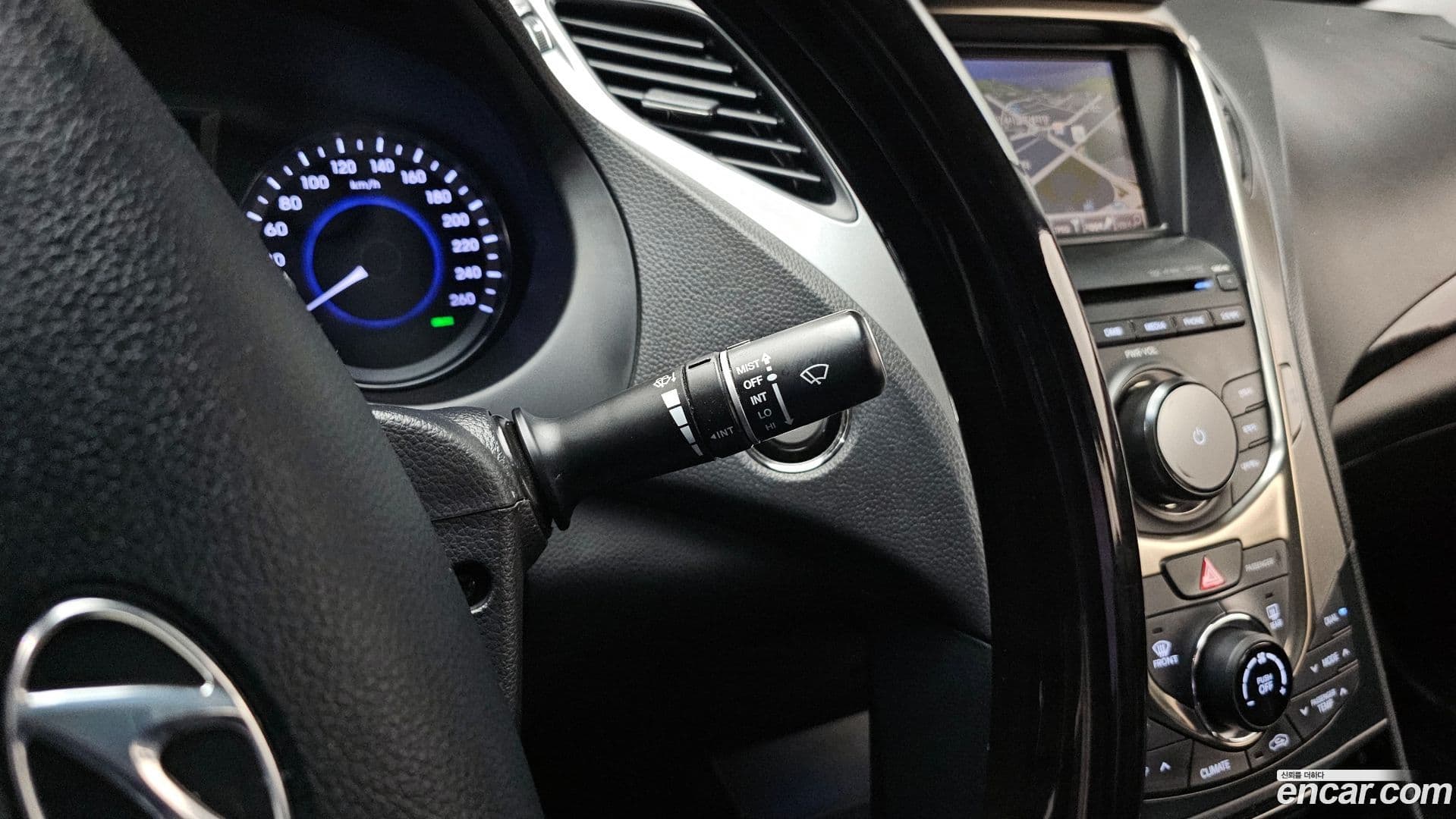 Main__Slider__Photo:Grandeur Hyundai 2013.2-16