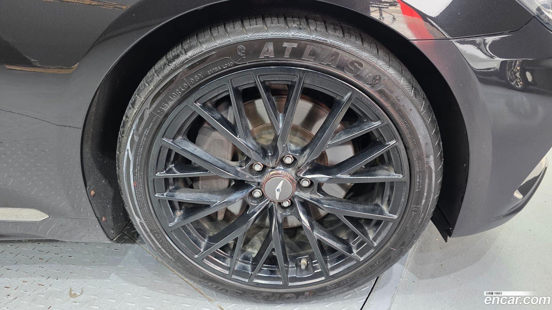 Main__Slider__Photo:G80 Genesis 2018.0-4