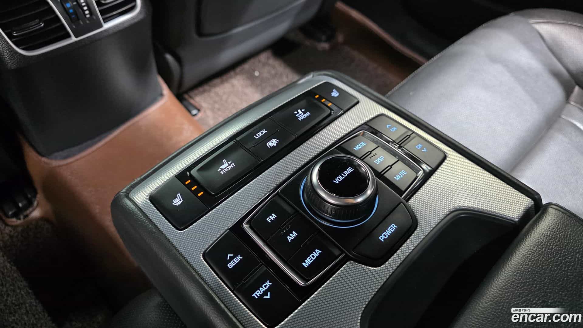 G80 Genesis 2018.0-OPTION-022