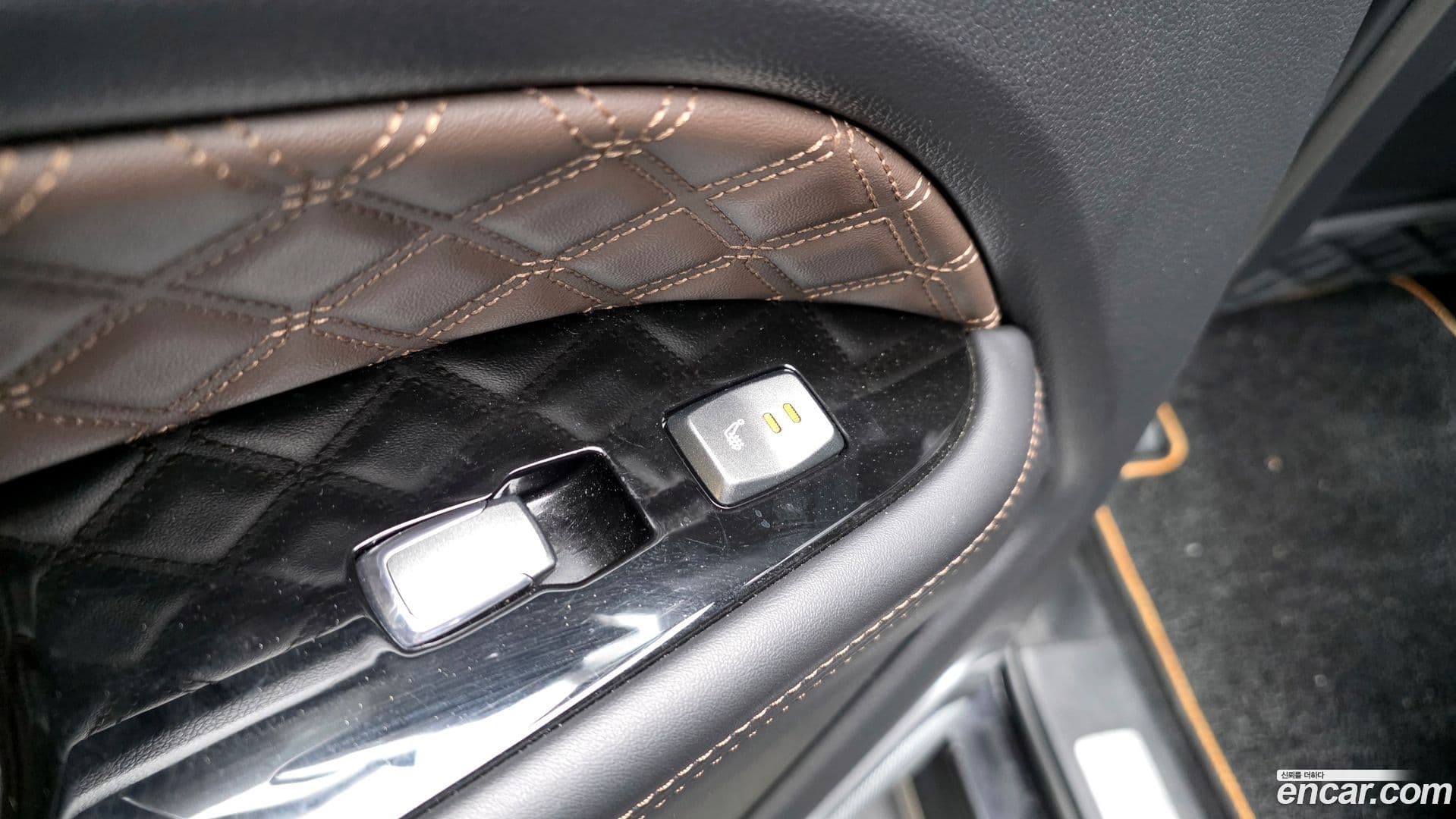 Main__Slider__Photo:Rexton KG_Mobility_Ssangyong 2022.8-18