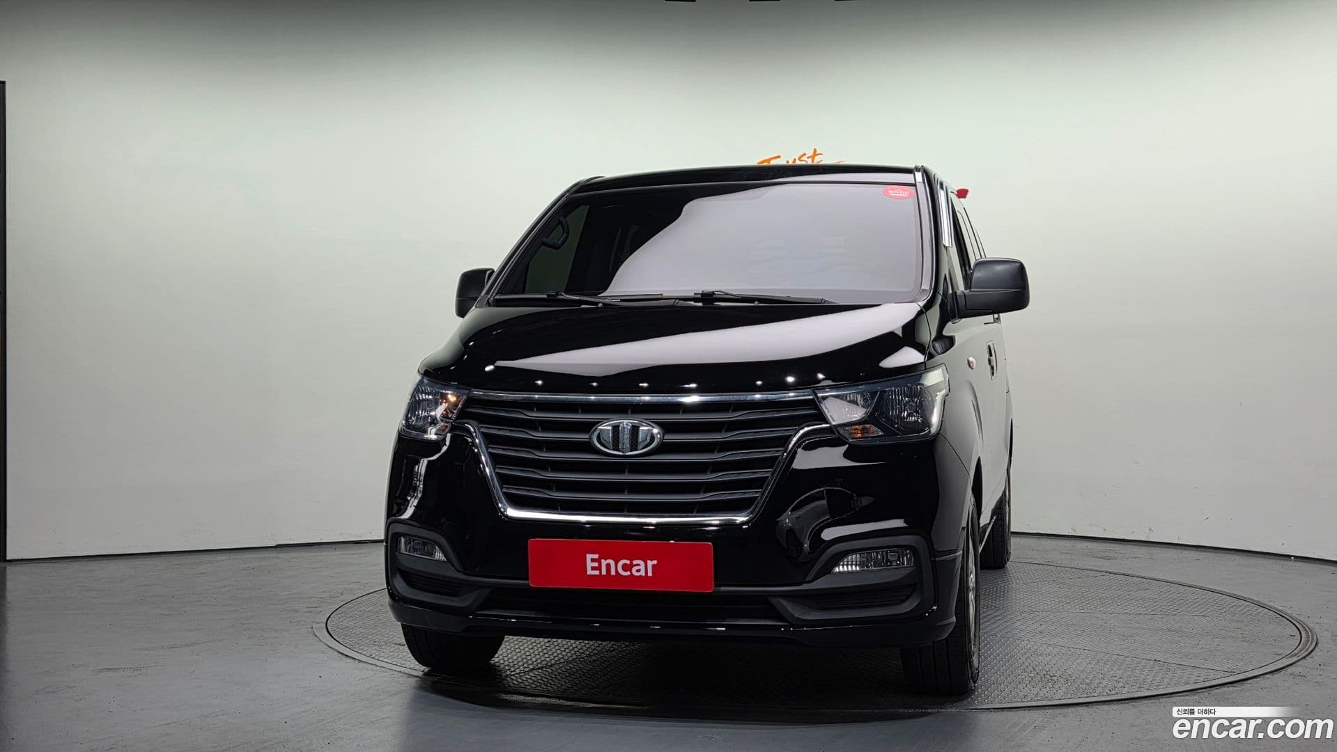 Main__Slider__Photo:Starex Hyundai 2018.9-2