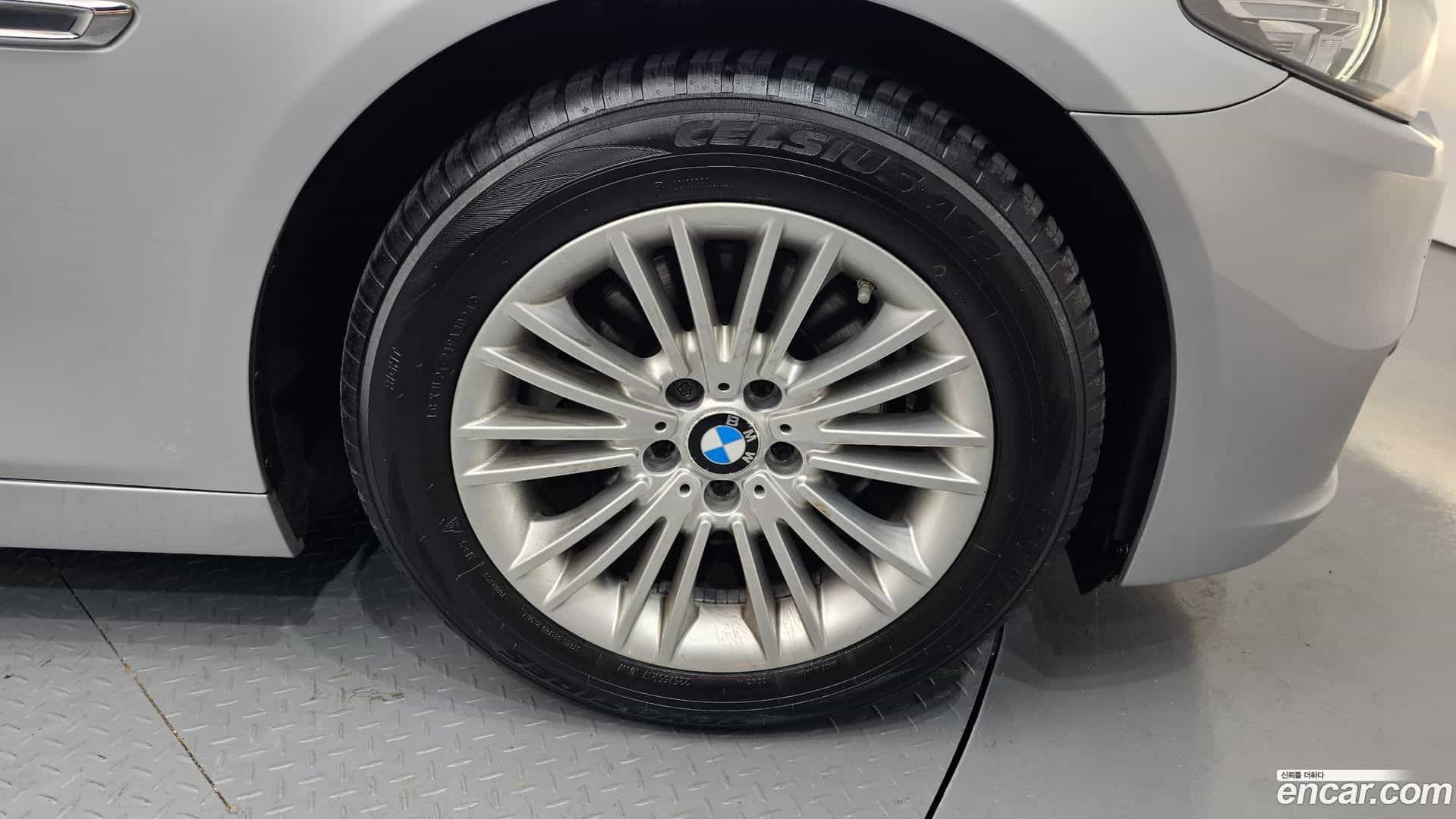 5-Series BMW 2014.5-OUTER-005