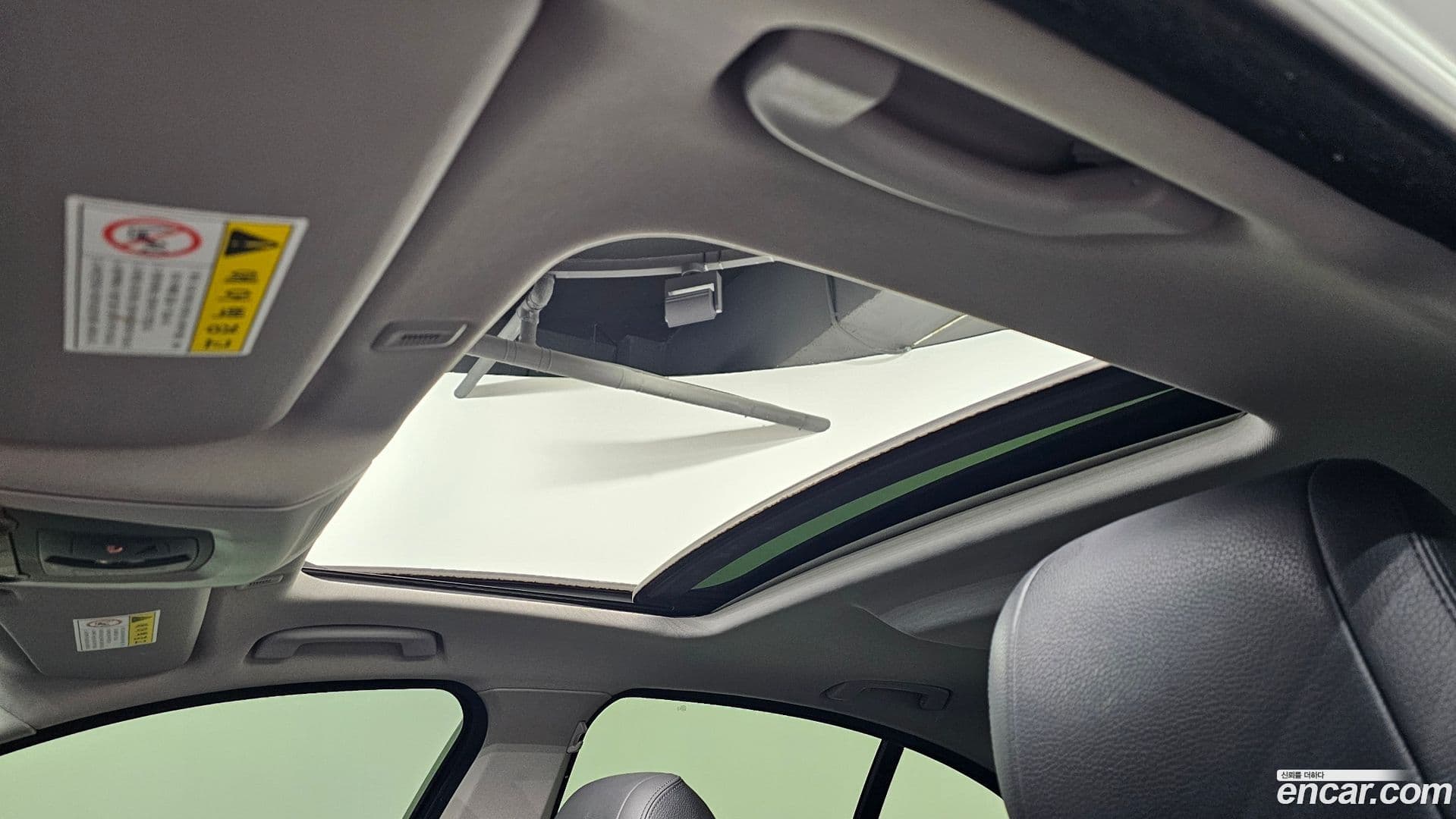 Main__Slider__Photo:5-Series BMW 2014.5-15