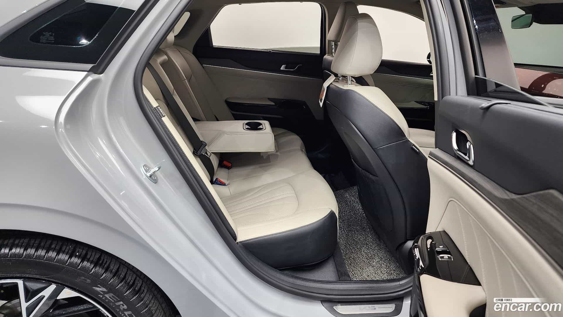 K5 Kia 2023.11-OPTION-016