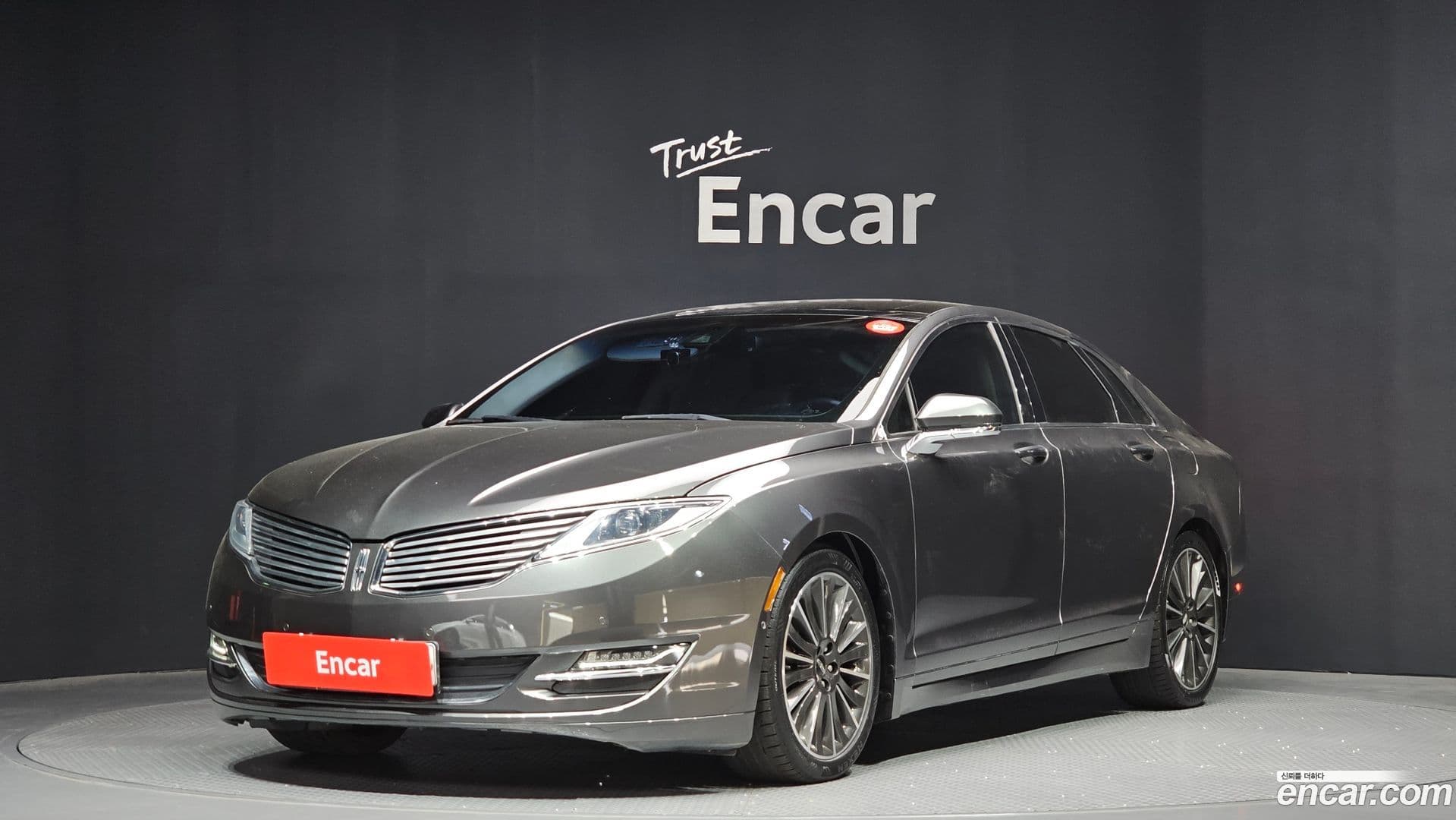 Main__Slider__Photo:MKZ Lincoln 2016.8-0