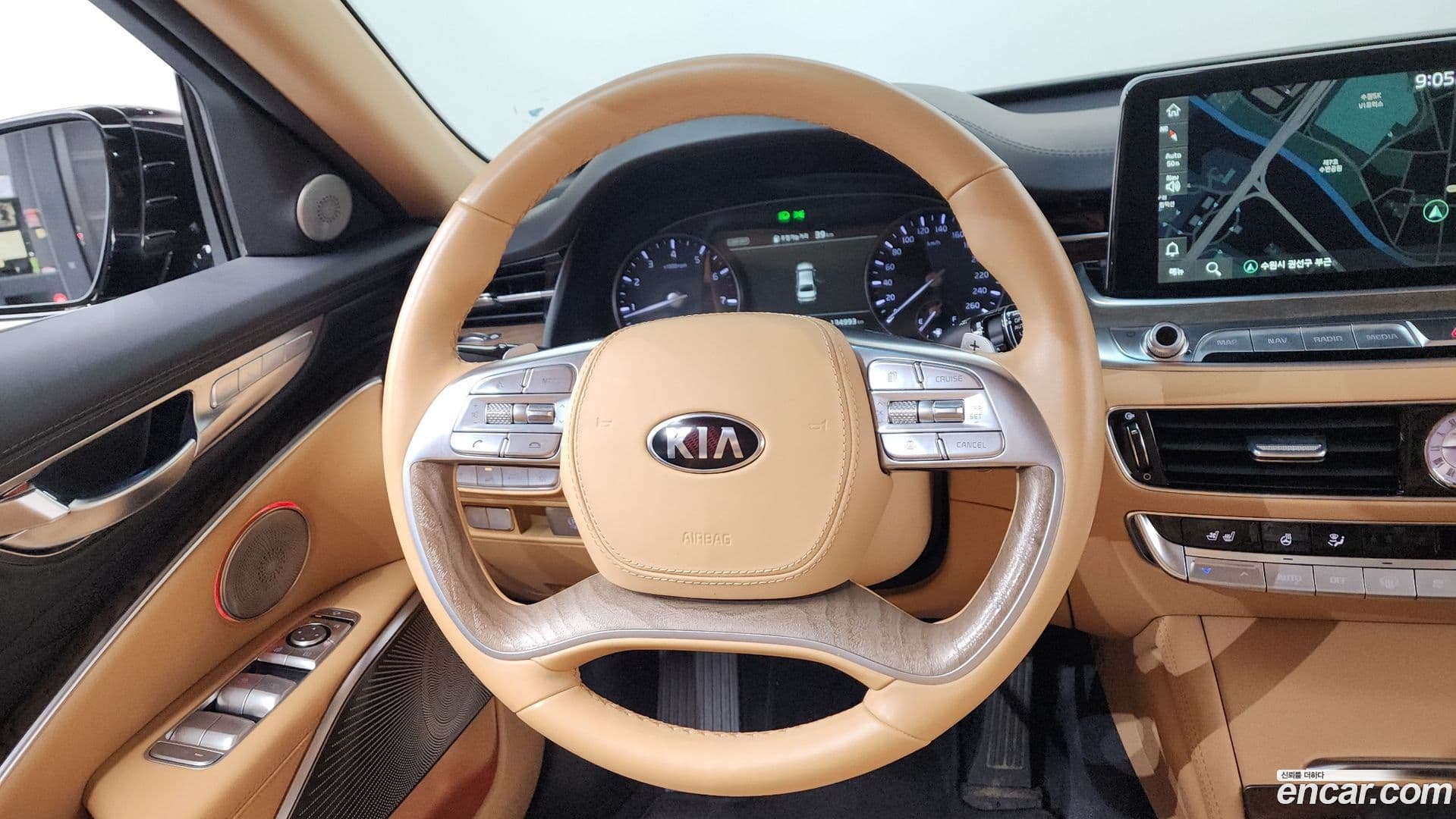 Main__Slider__Photo:K9 Kia 2021.1-12