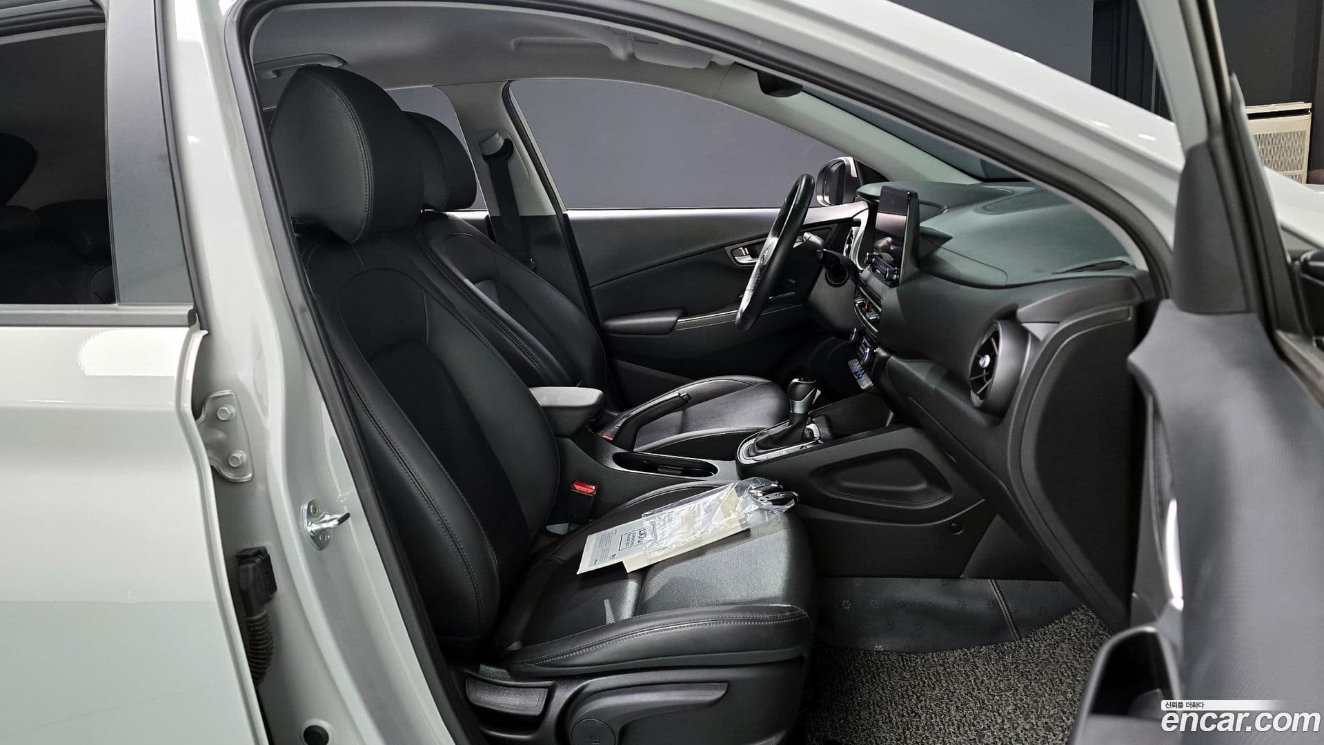 Main__Slider__Photo:Kona Hyundai 2022.5-9