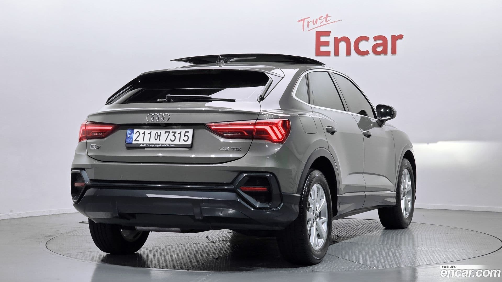 Main__Slider__Photo:Q3 Audi 2023.9-1