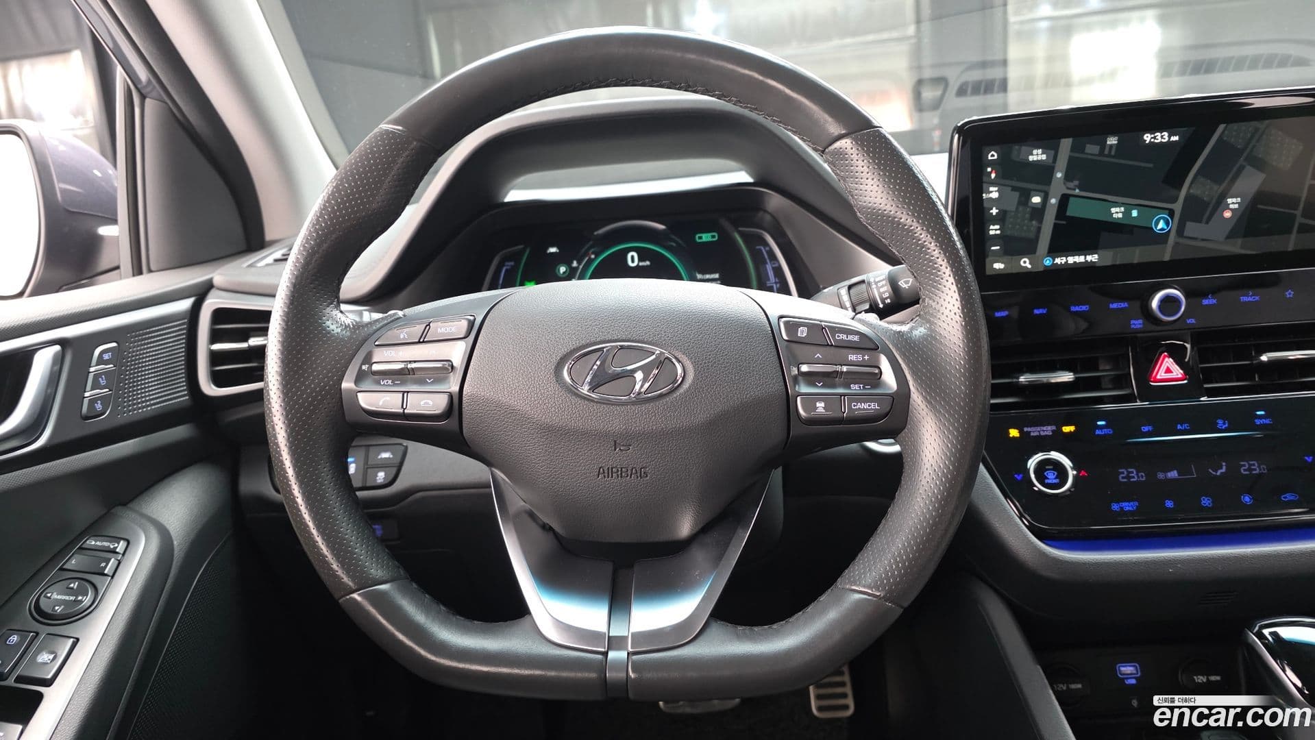 Main__Slider__Photo:Ioniq Hyundai 2019.9-12