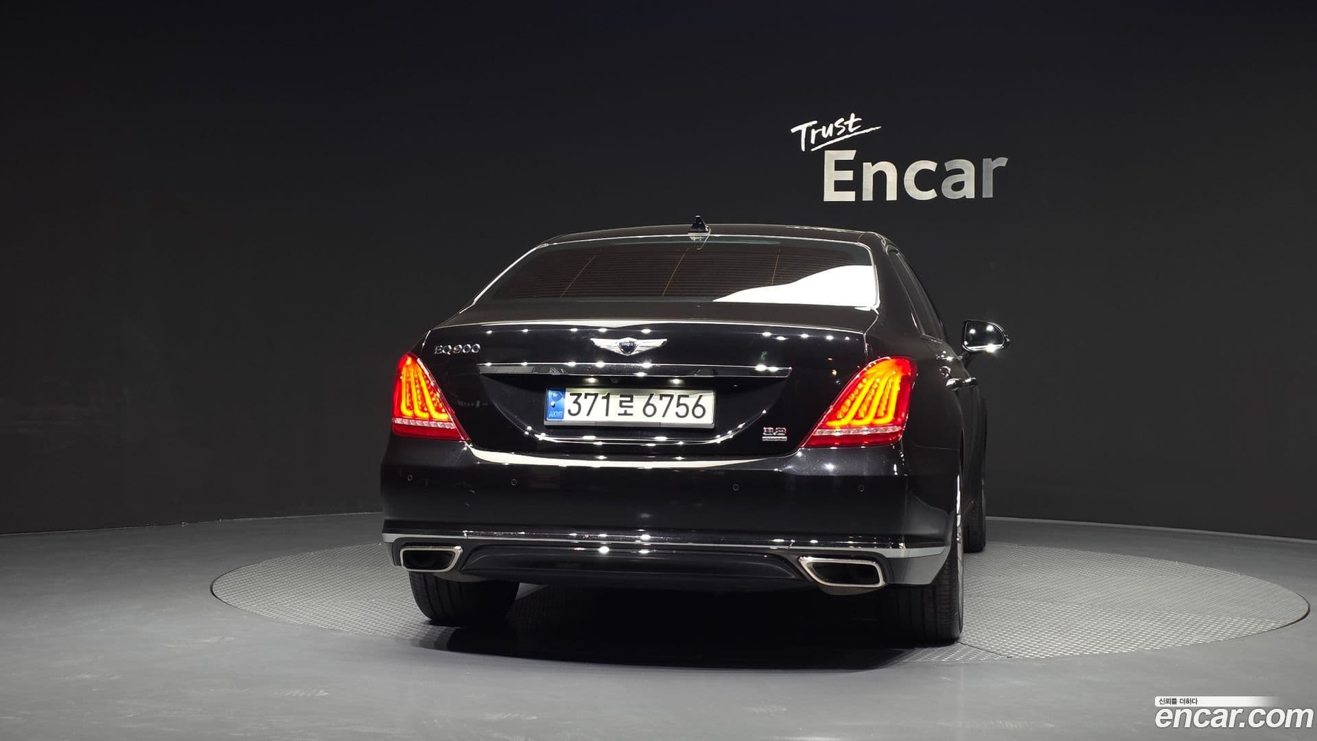 Main__Slider__Photo:EQ900 Genesis 2017.5-3