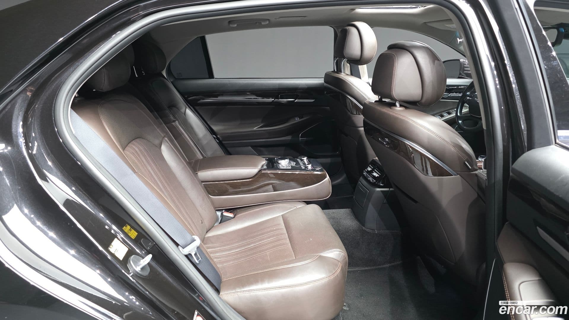 Main__Slider__Photo:EQ900 Genesis 2017.5-11