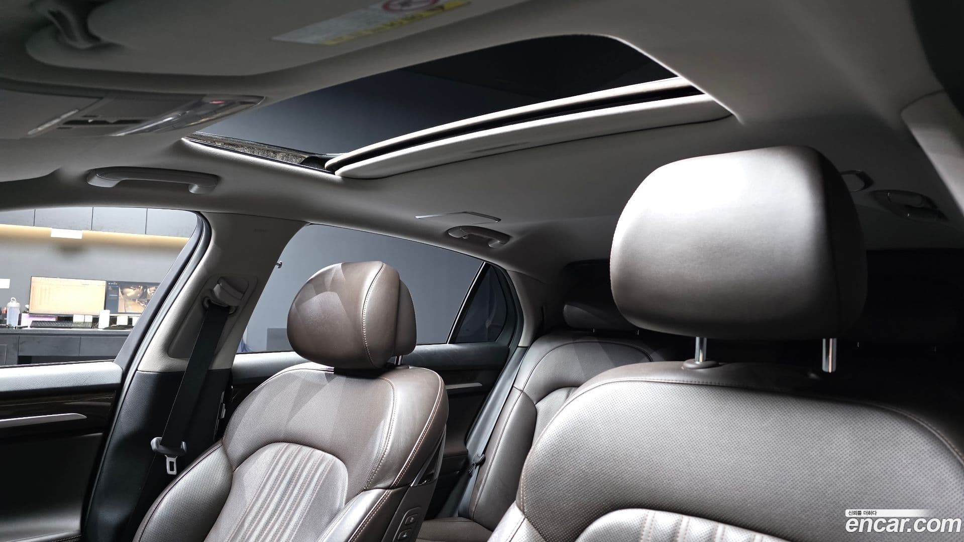 Main__Slider__Photo:EQ900 Genesis 2017.5-18