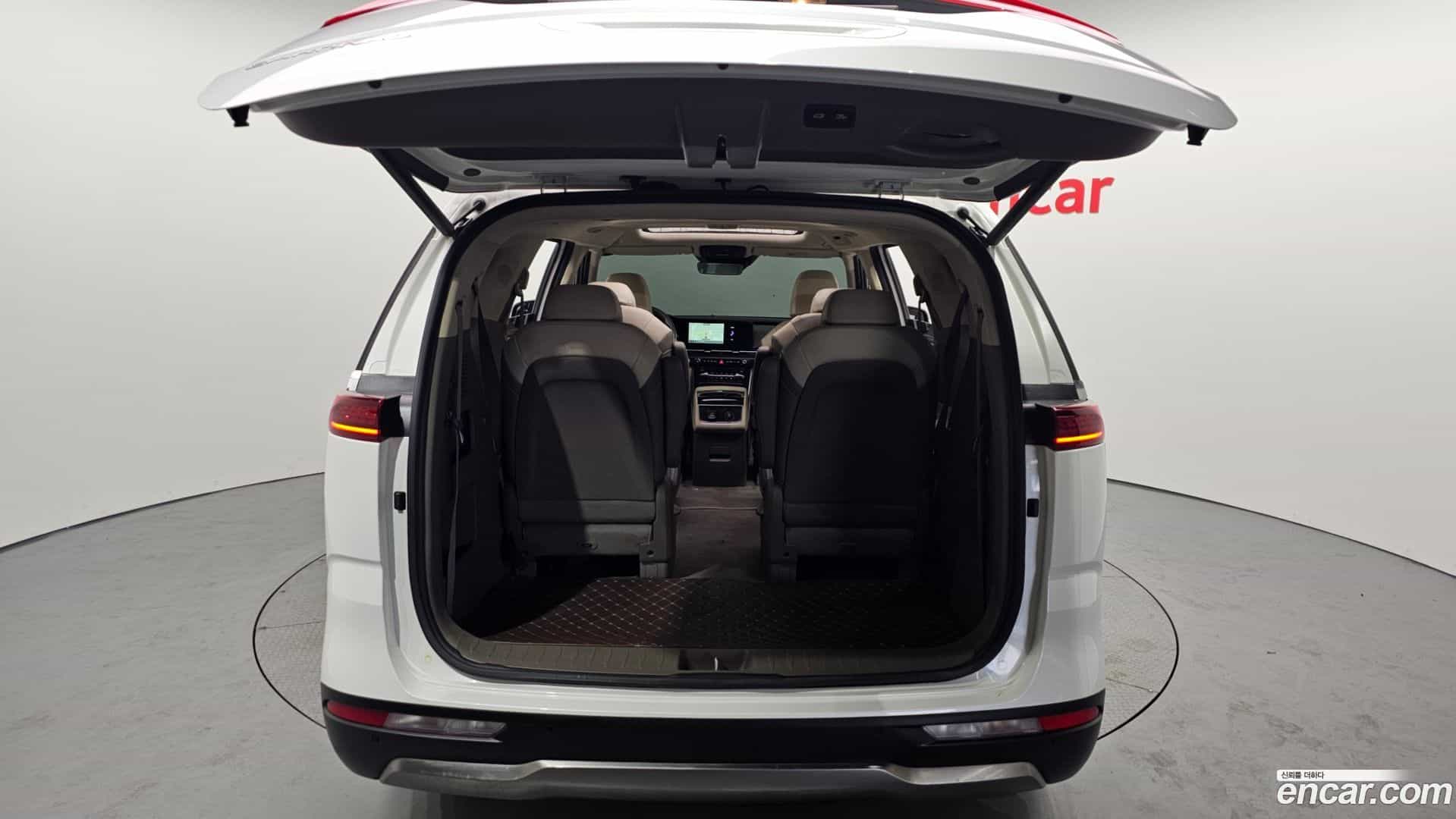 Canival Kia 2021.8-OPTION-024