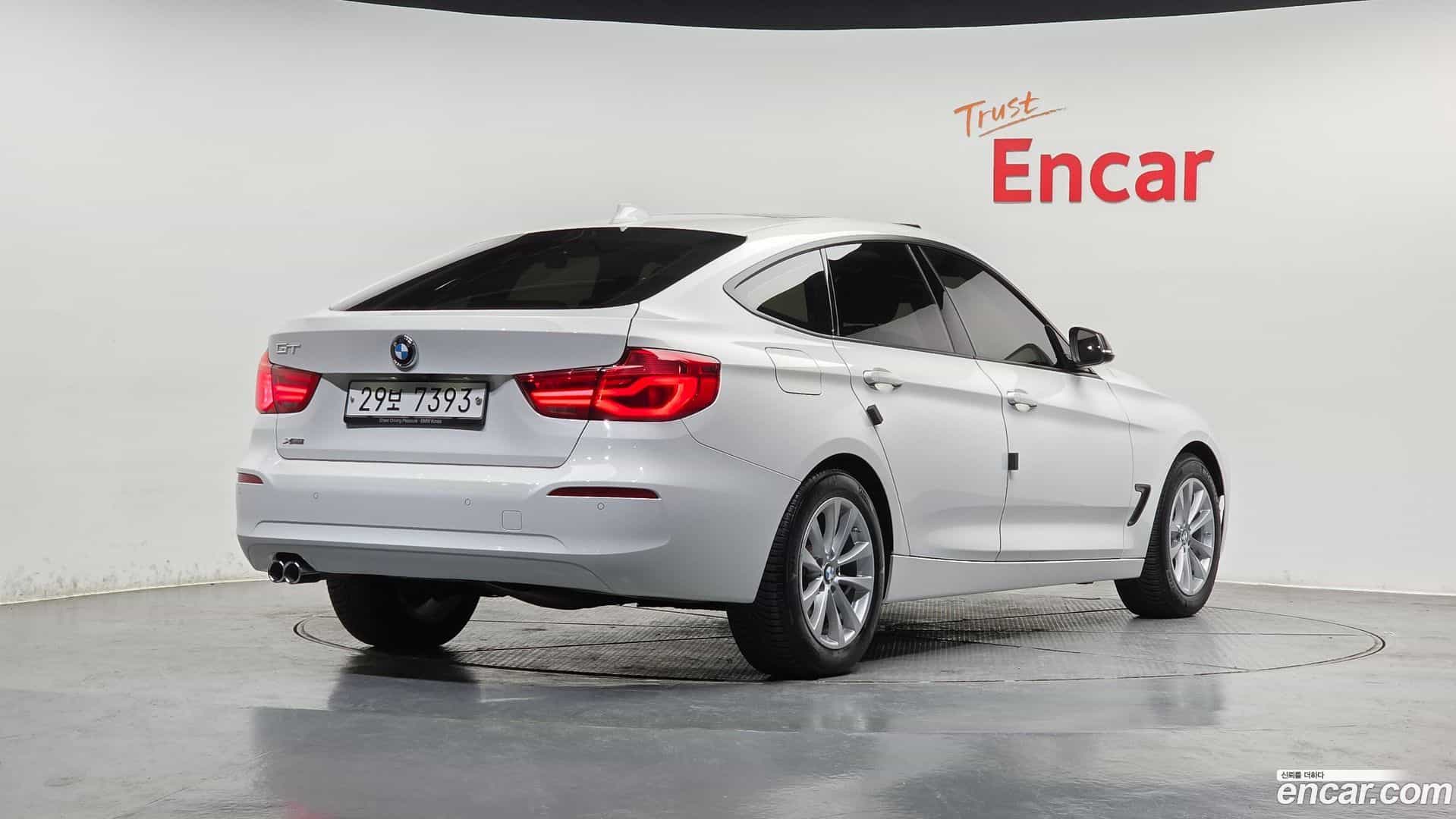 Gran Turismo BMW 2018.11-OUTER-002