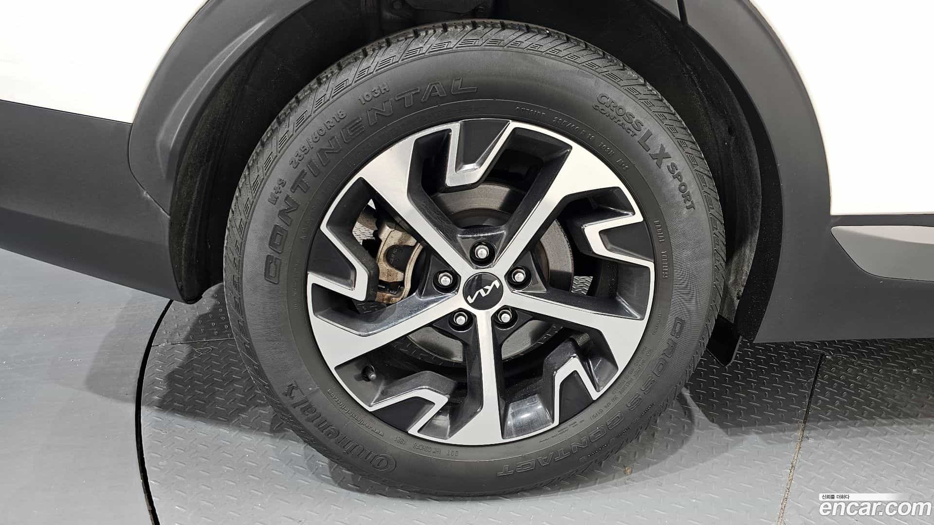 Sportage Kia 2022.5-OPTION-024