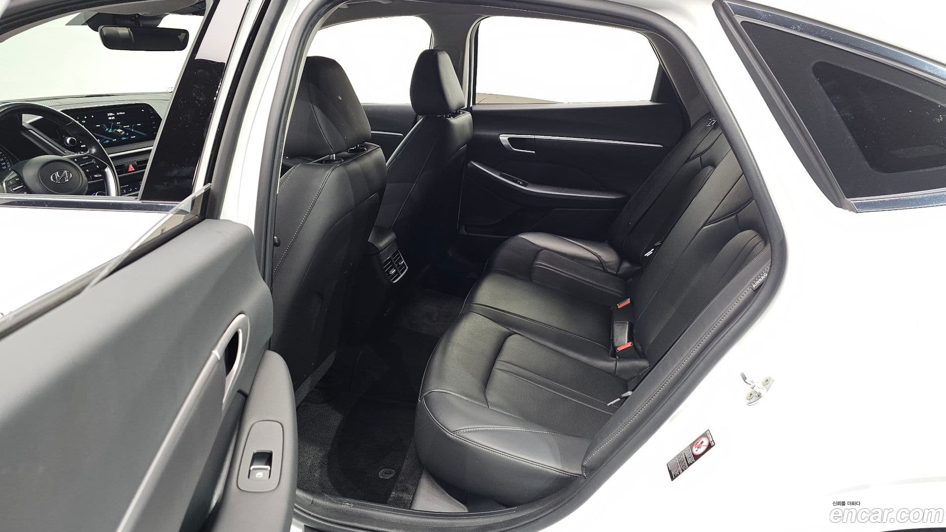 Main__Slider__Photo:Sonata Hyundai 2022.6-17