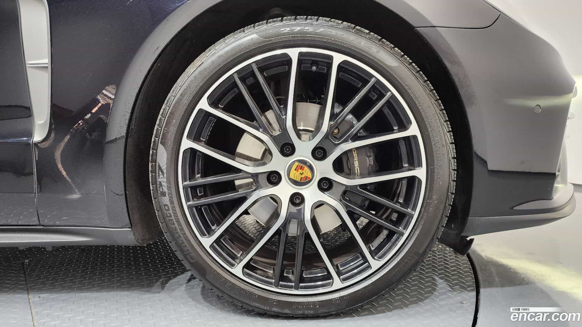 Panamera Porsche 2023.6-OUTER-005