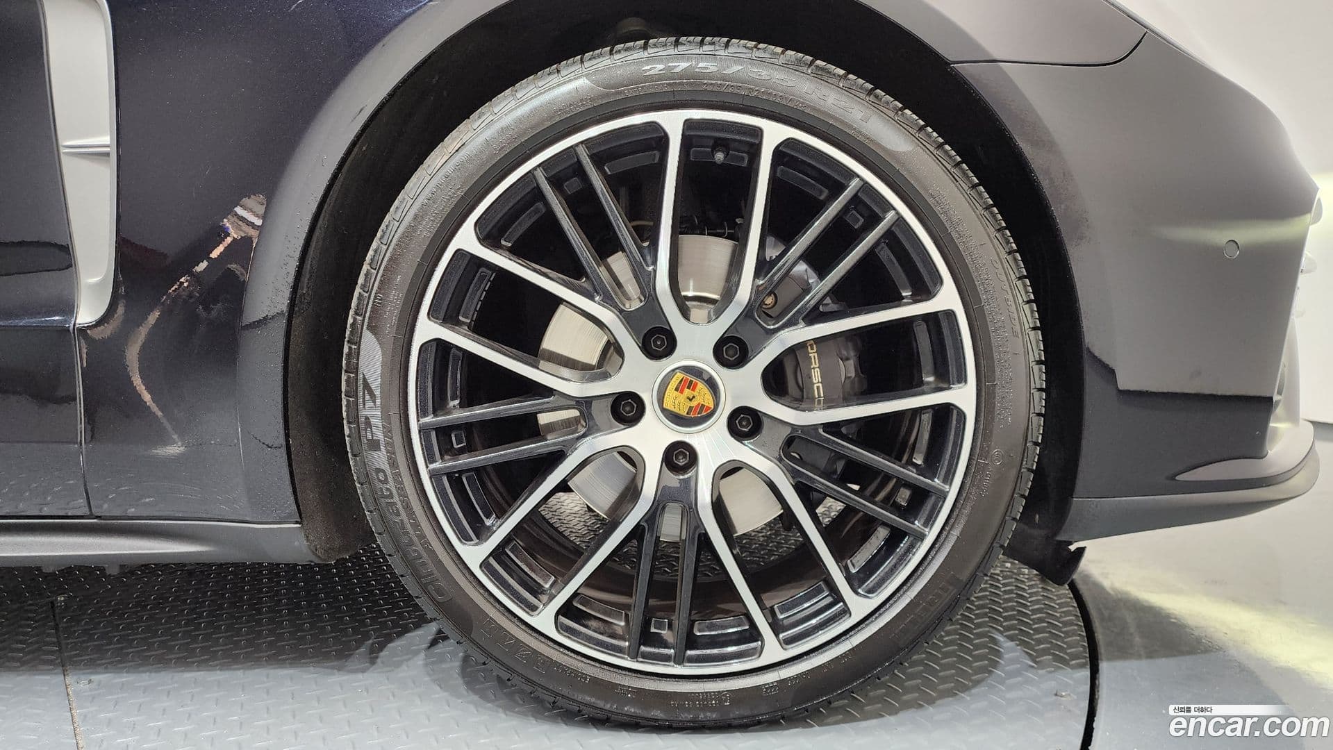 Main__Slider__Photo:Panamera Porsche 2023.6-4