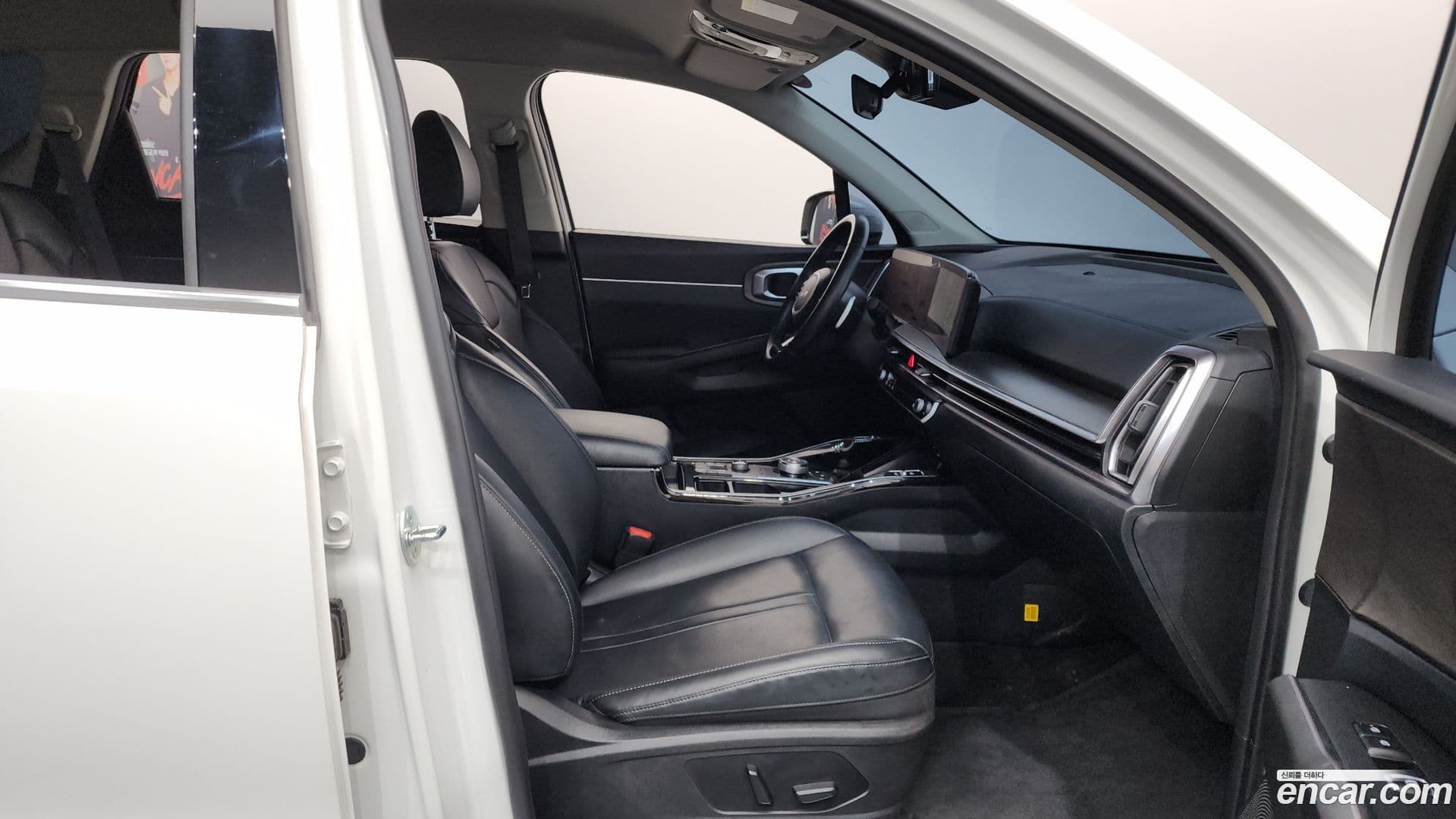 Main__Slider__Photo:Sorento Kia 2023.8-10