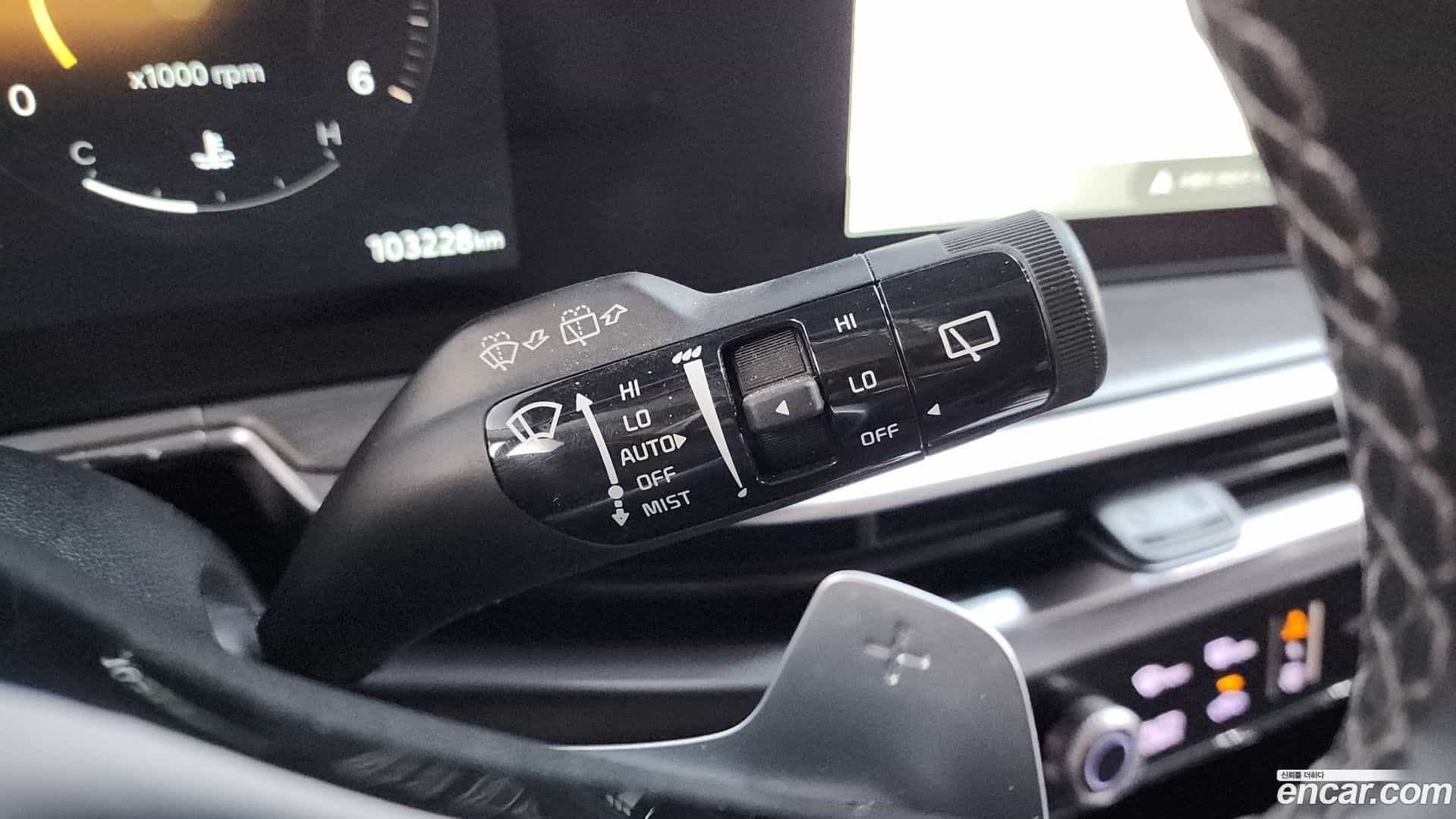 Sorento Kia 2023.8-OPTION-018