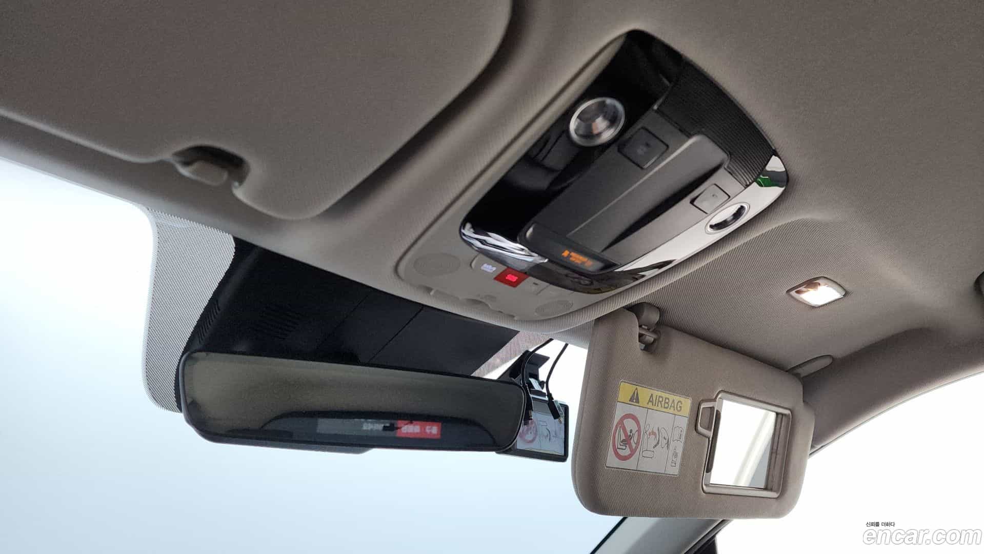 Sorento Kia 2023.8-OPTION-022